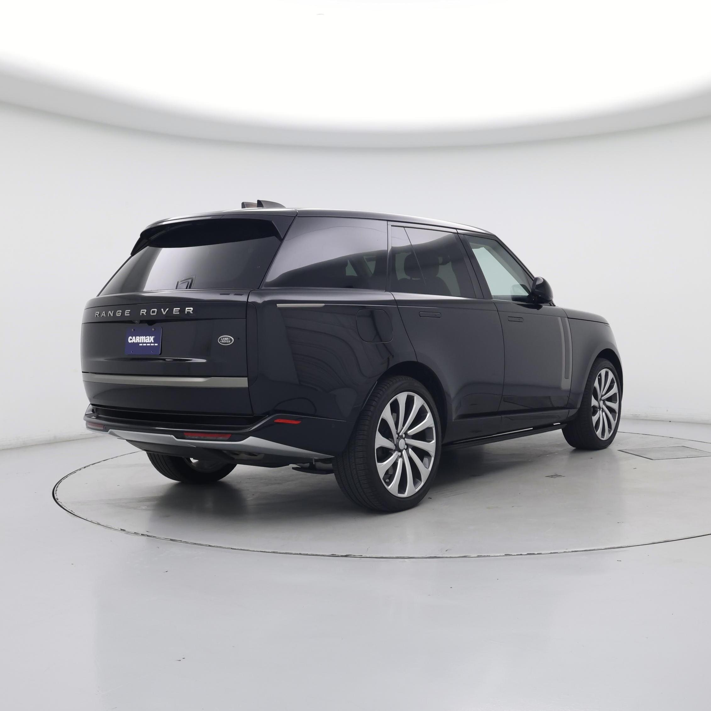 Thumbnail: 2023 Land Rover Range Rover - 8