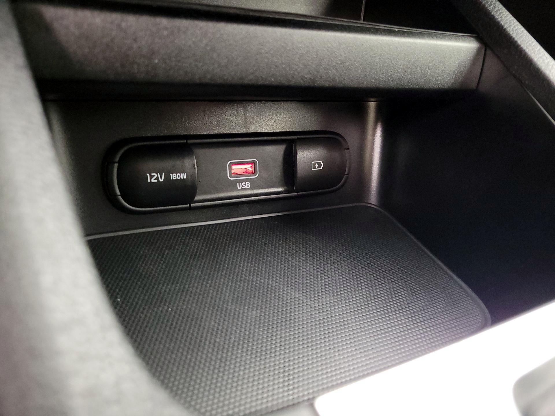 Thumbnail: 2024 Kia Forte - 18