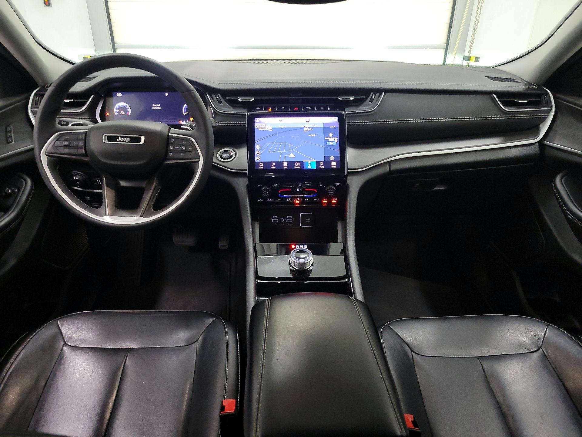 Thumbnail: 2023 Jeep Grand Cherokee - 9