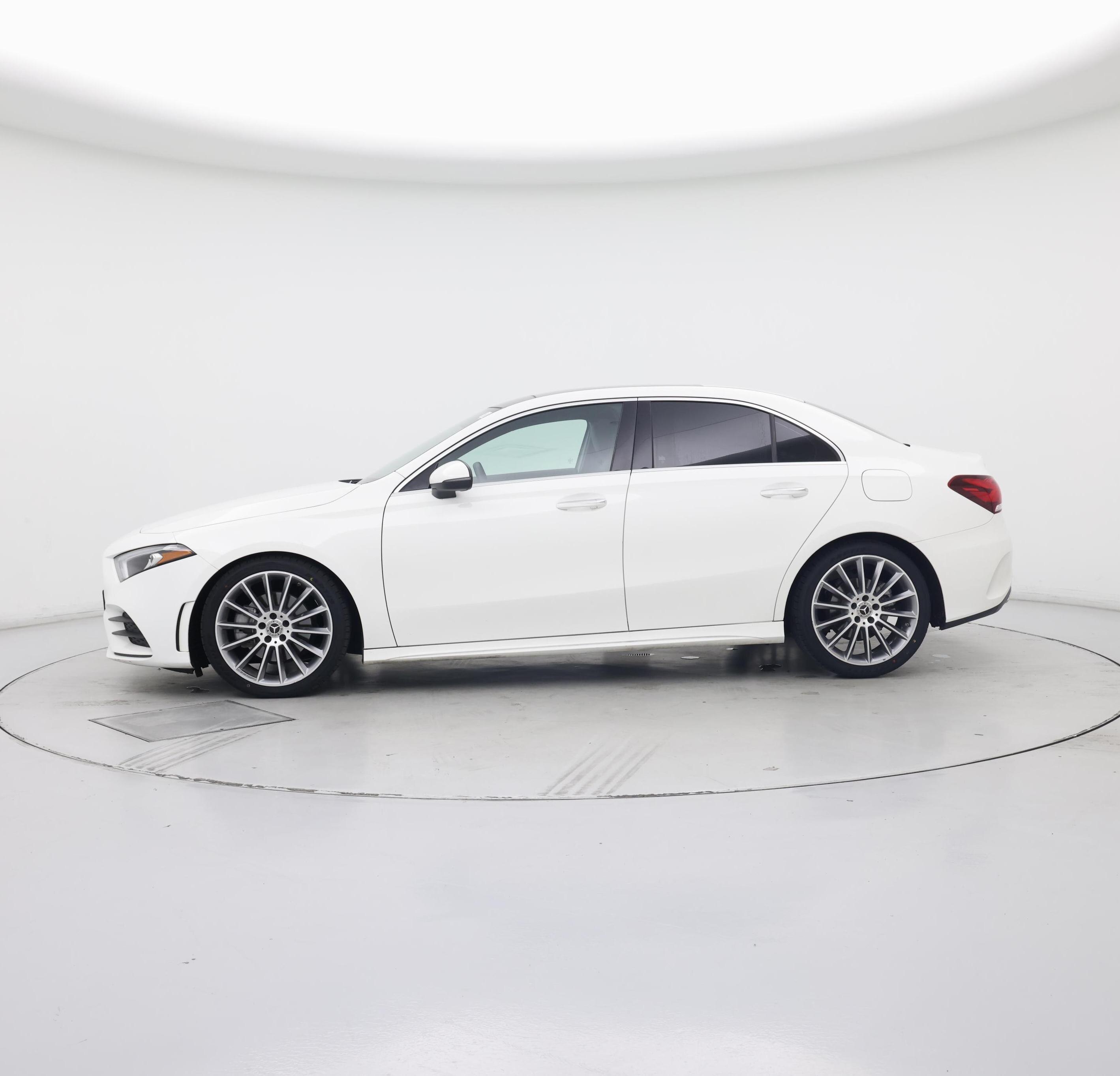 Thumbnail: 2022 Mercedes-Benz A-Class - 3