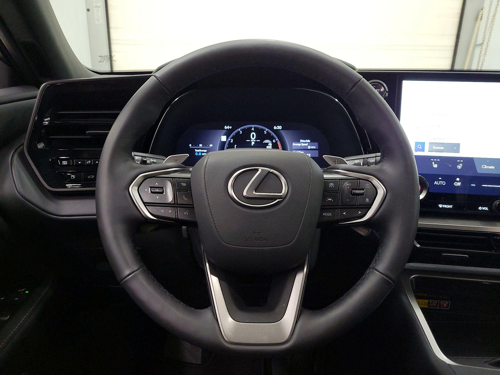 Thumbnail: 2026 Lexus TX - 10