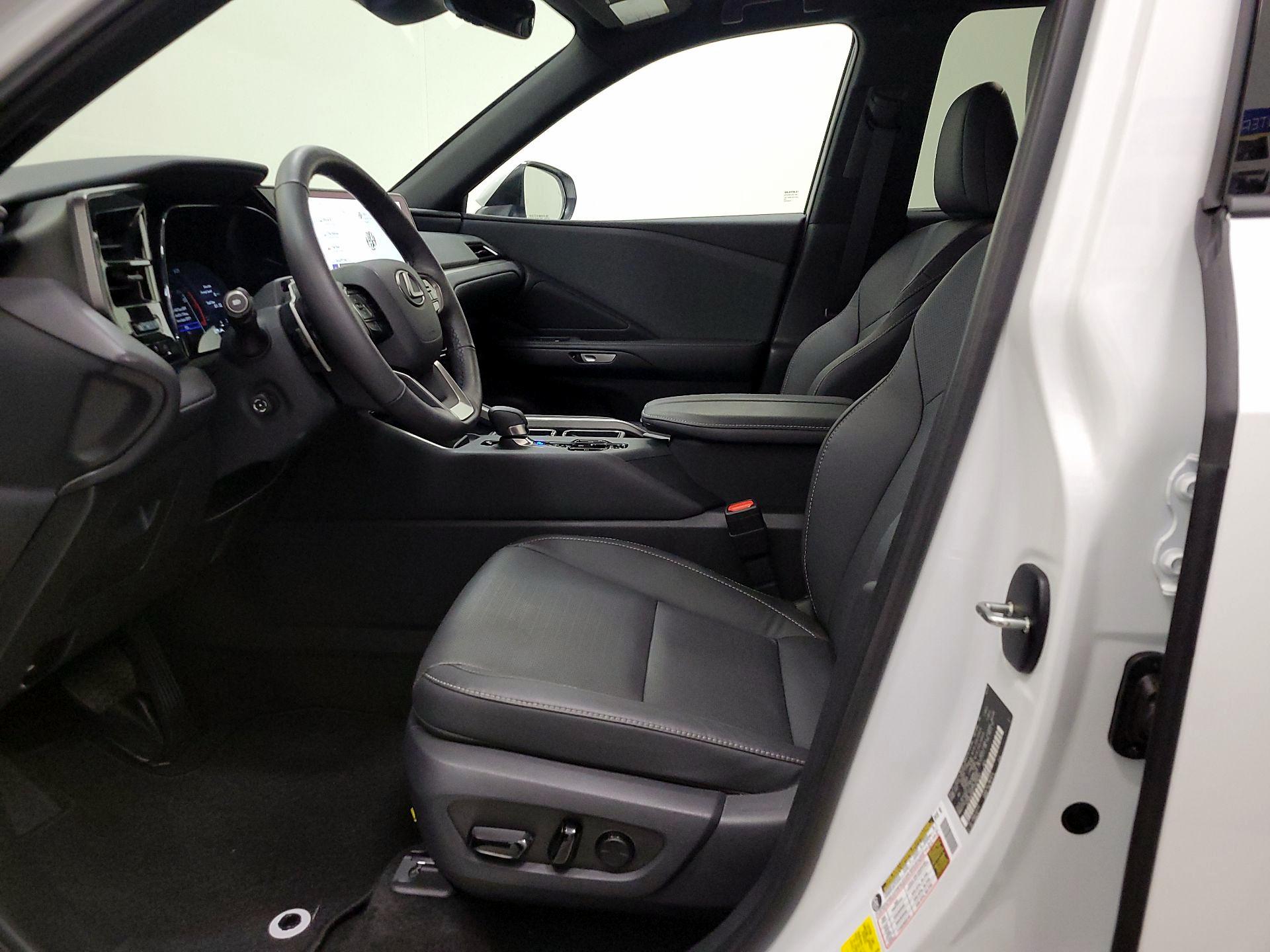 Thumbnail: 2026 Lexus TX - 11