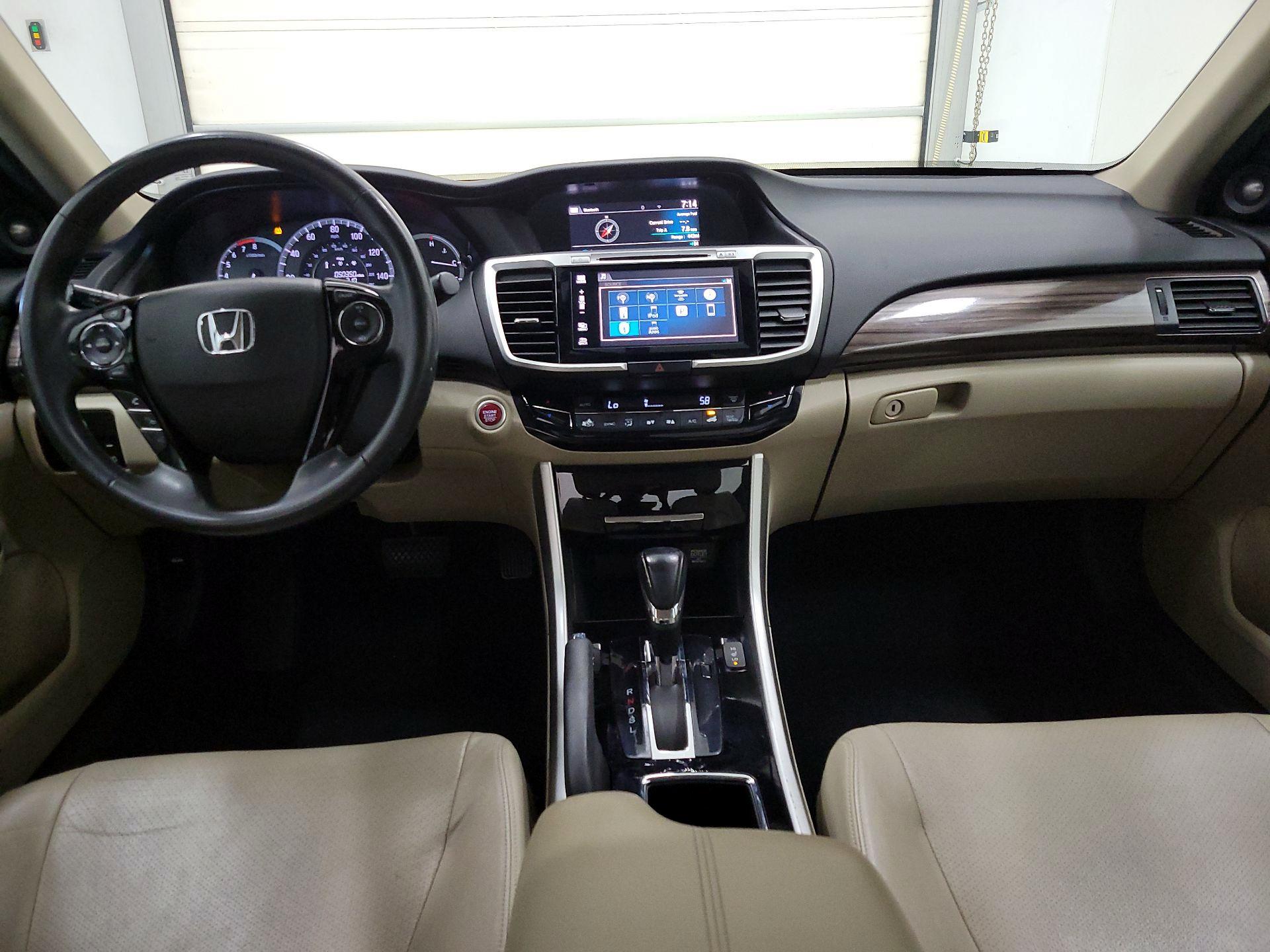 Thumbnail: 2016 Honda Accord - 9