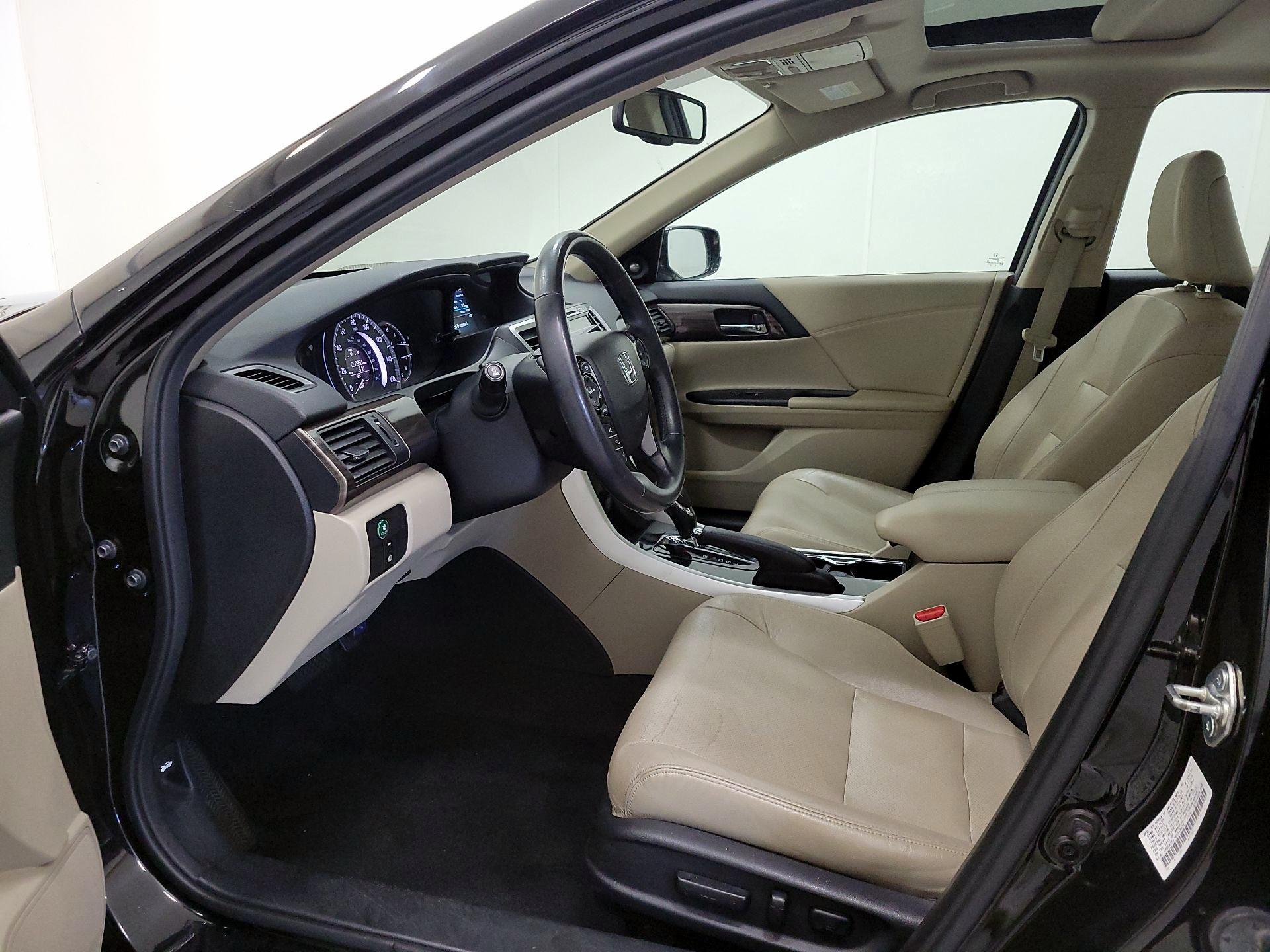 Thumbnail: 2016 Honda Accord - 11