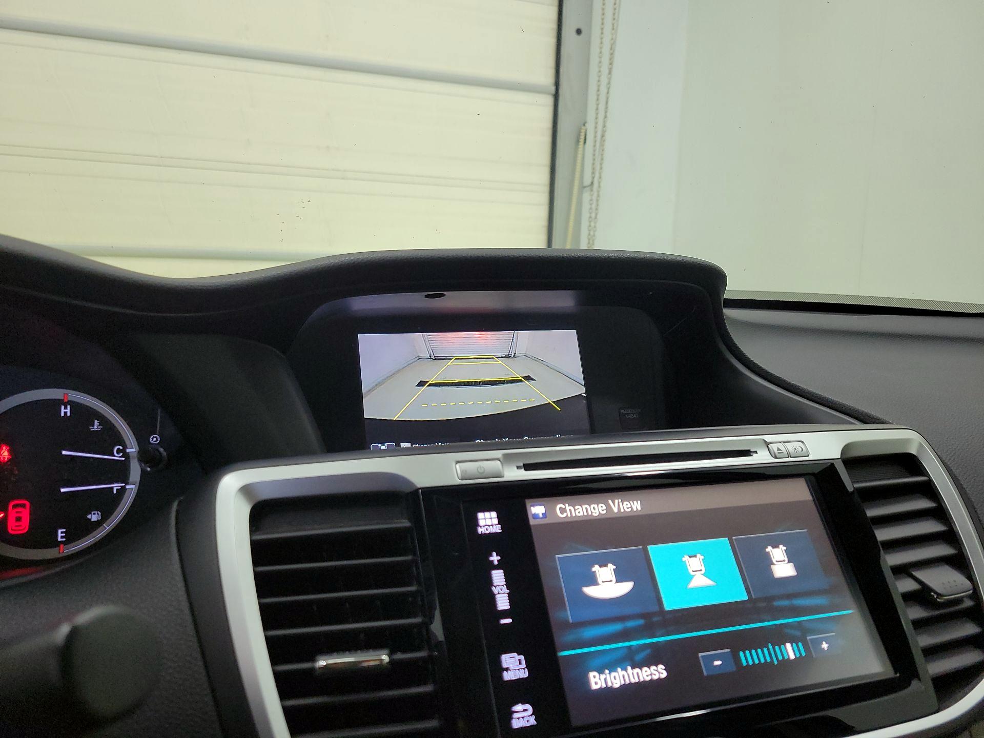 Thumbnail: 2016 Honda Accord - 14