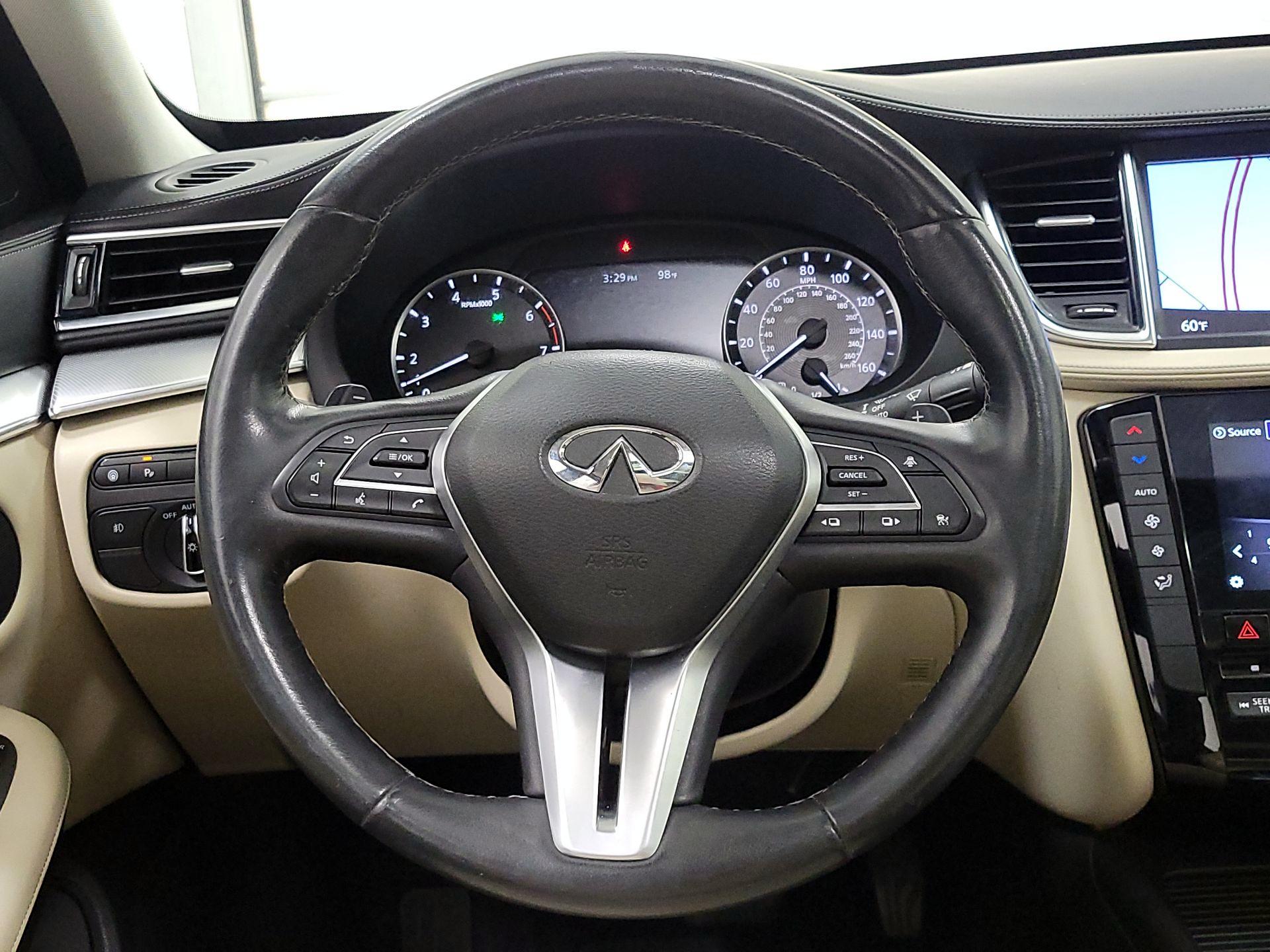 Thumbnail: 2019 INFINITI QX50 - 10