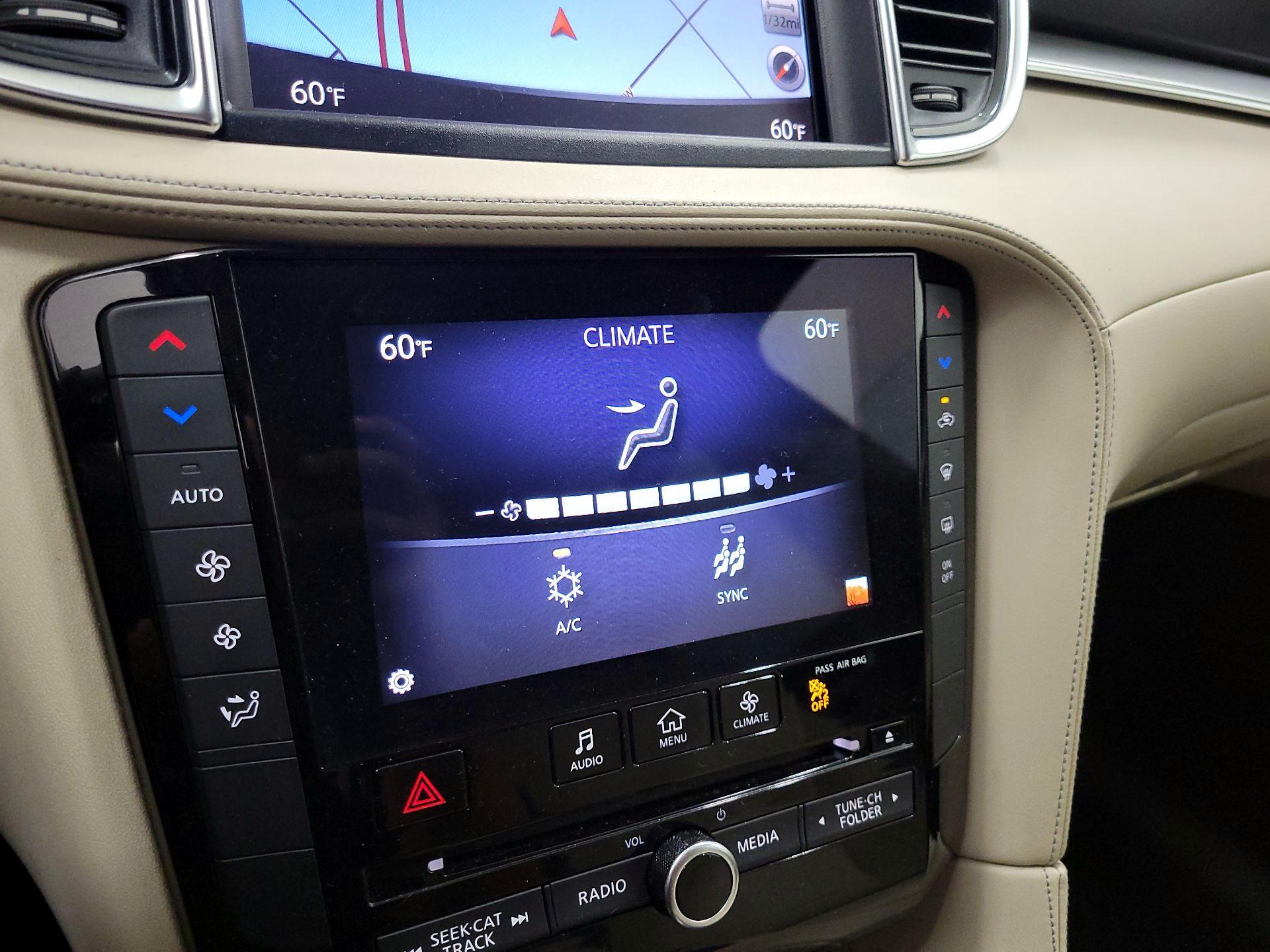 Thumbnail: 2019 INFINITI QX50 - 17
