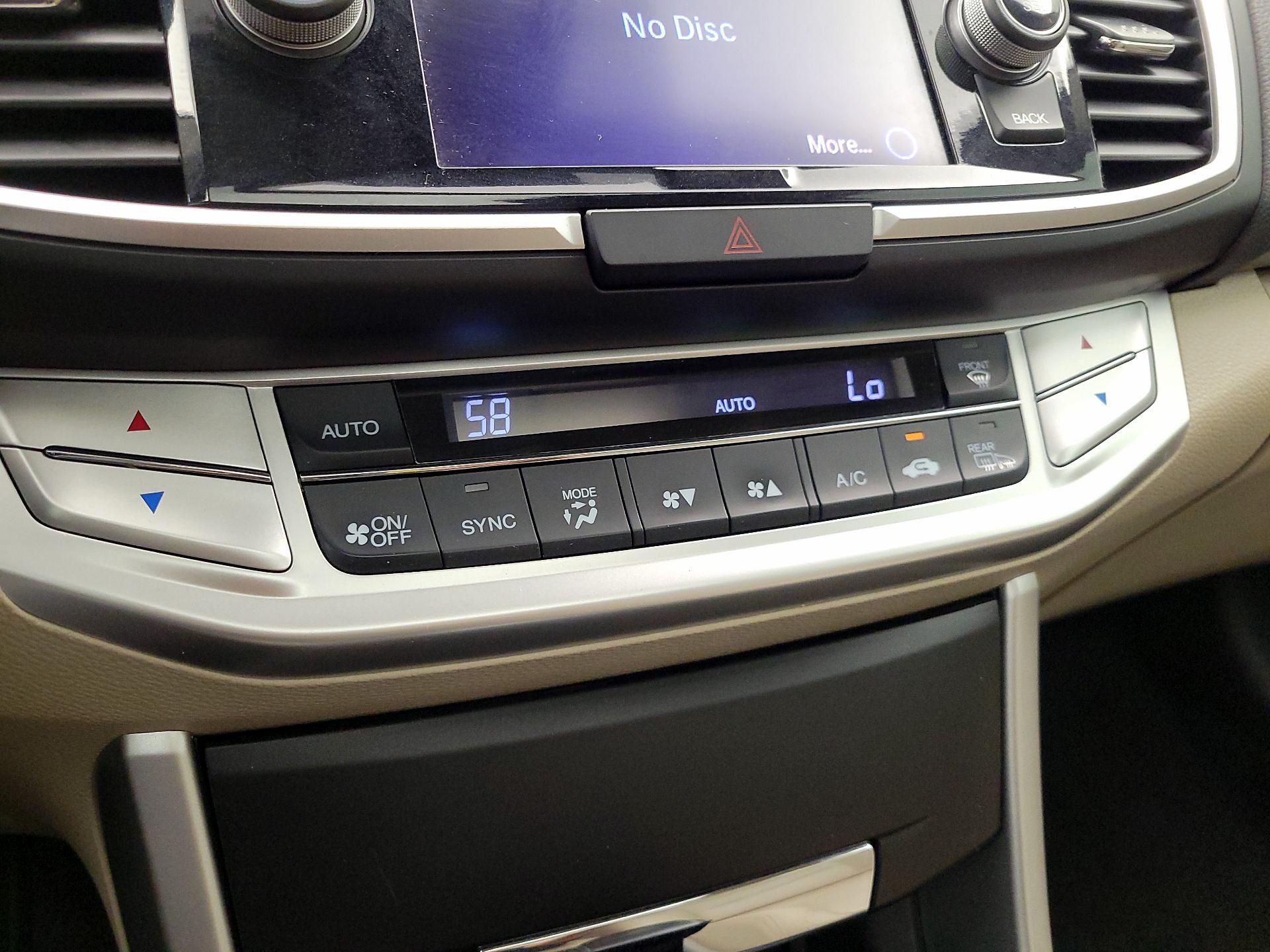Thumbnail: 2015 Honda Accord - 16