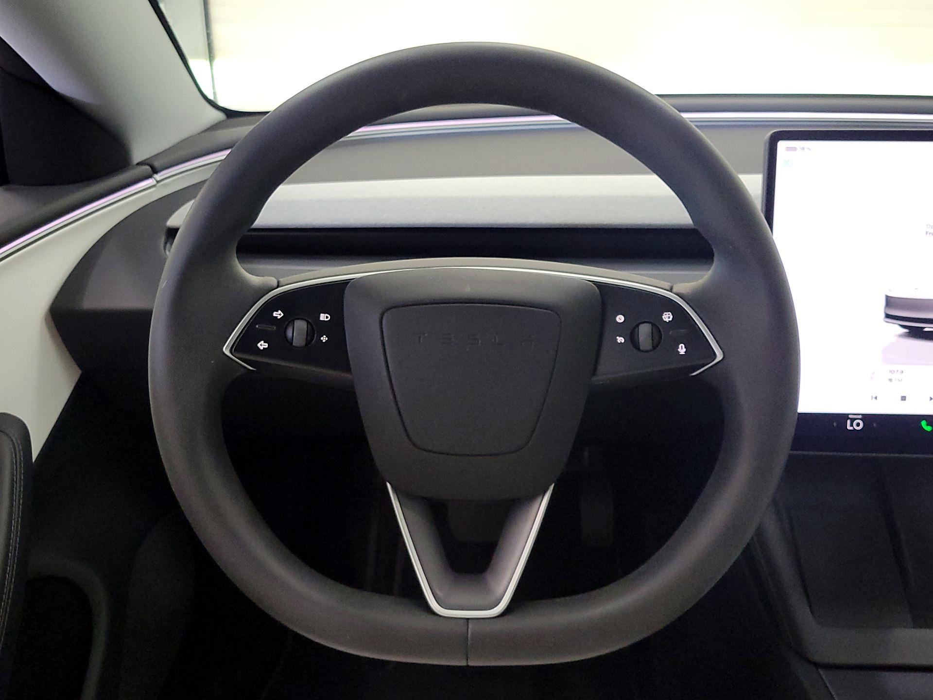 Thumbnail: 2025 Tesla Model 3 - 10