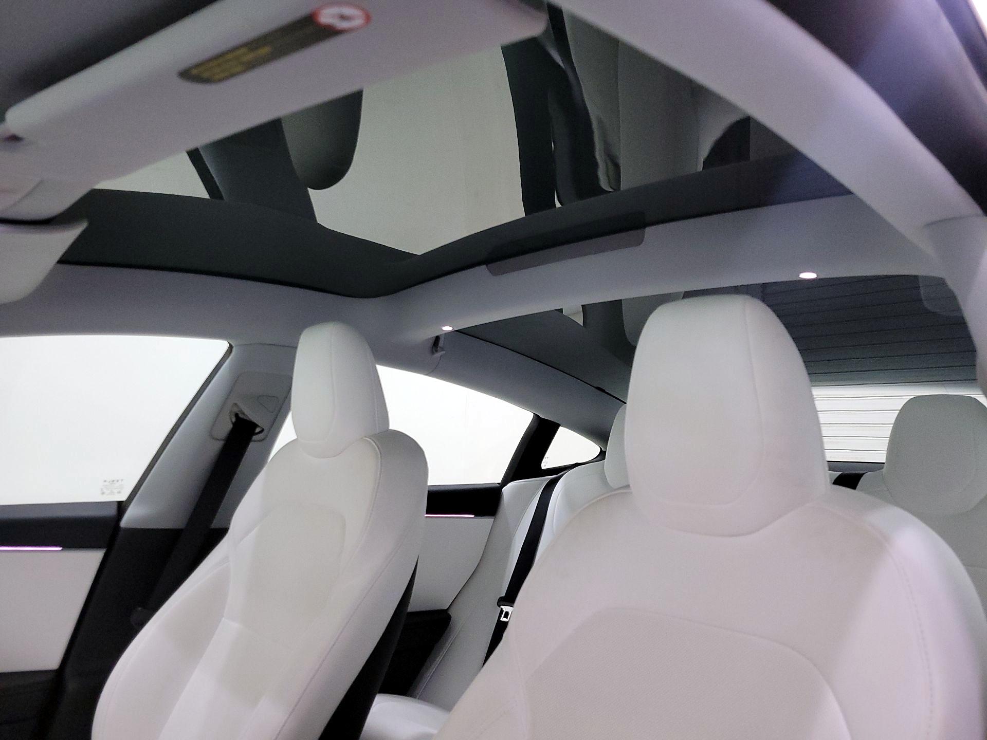 Thumbnail: 2025 Tesla Model 3 - 18