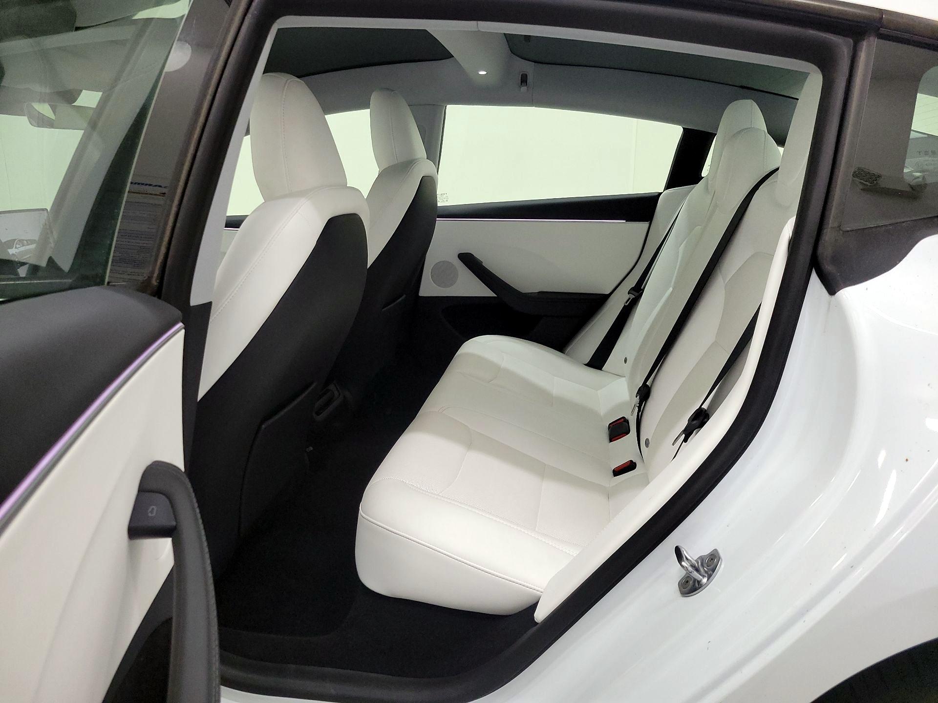 Thumbnail: 2025 Tesla Model 3 - 19