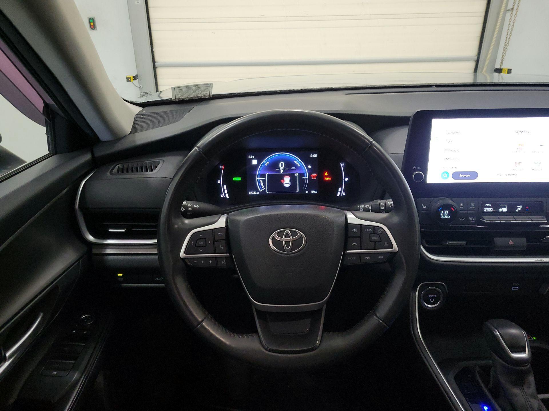 Thumbnail: 2024 Toyota Highlander - 10