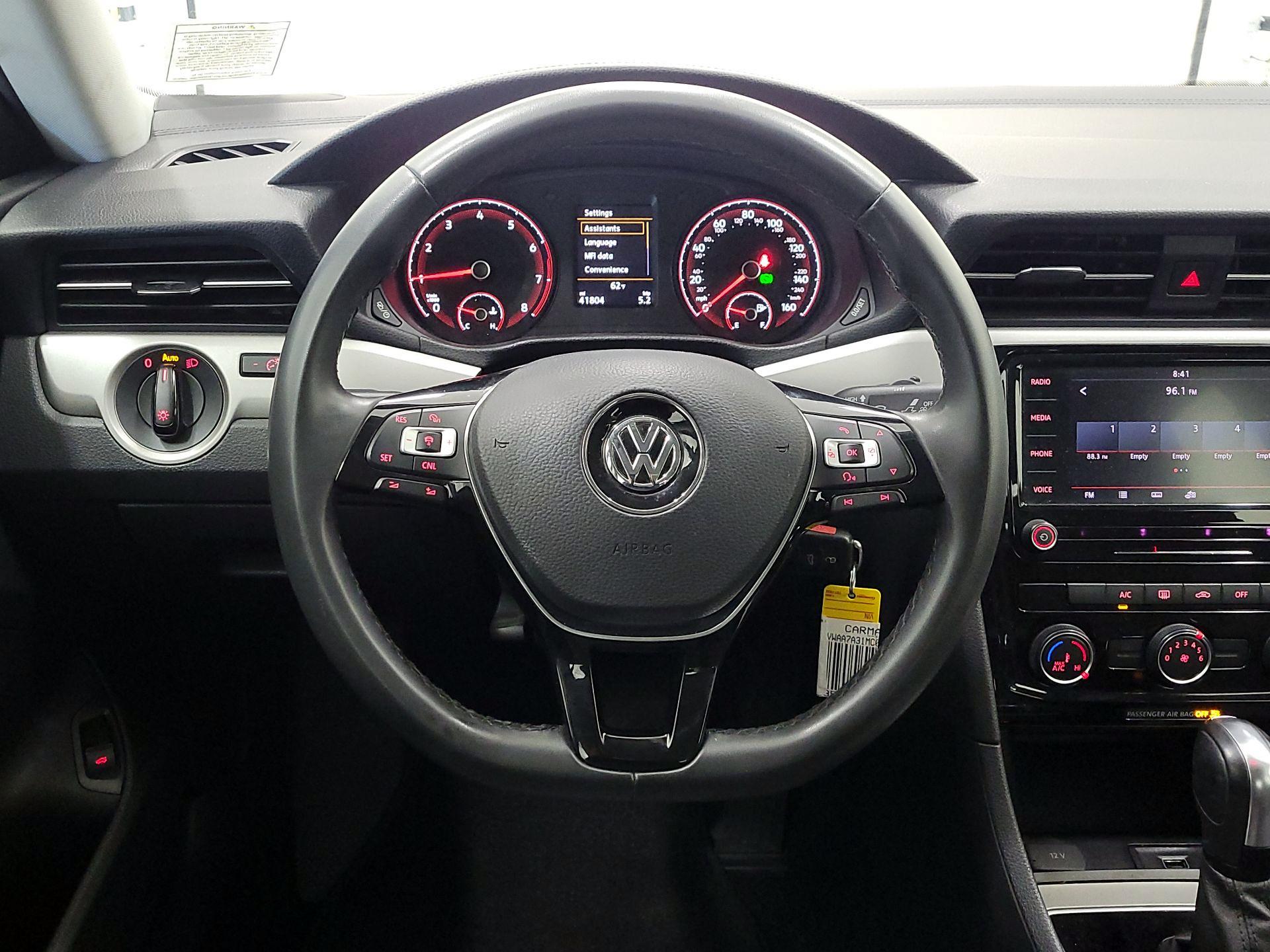 Thumbnail: 2021 Volkswagen Passat - 10