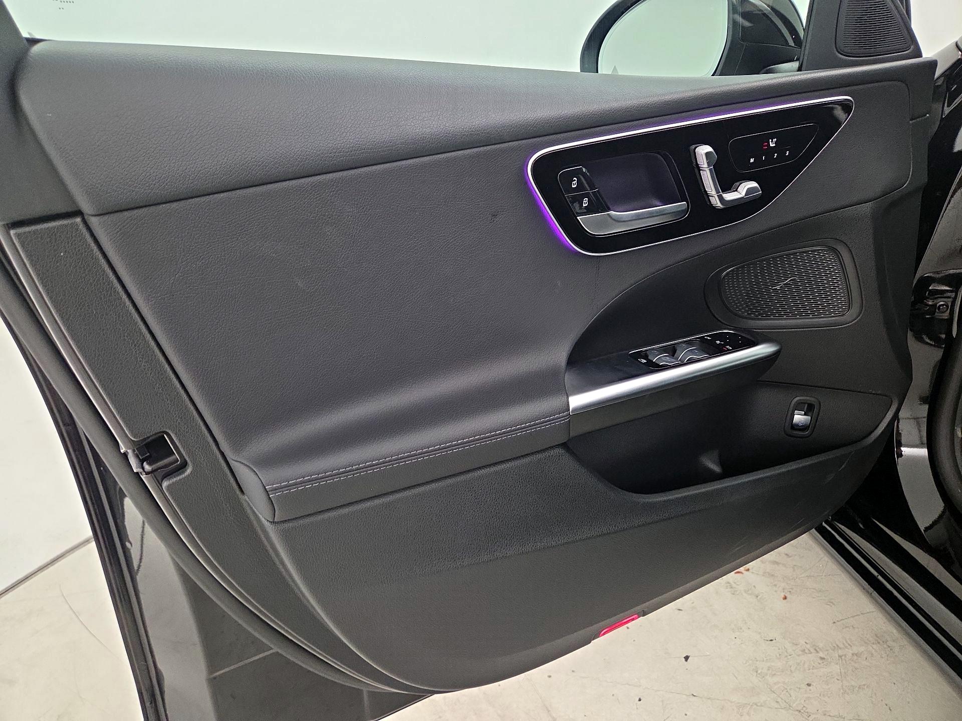 Thumbnail: 2024 Mercedes-Benz C-Class - 12