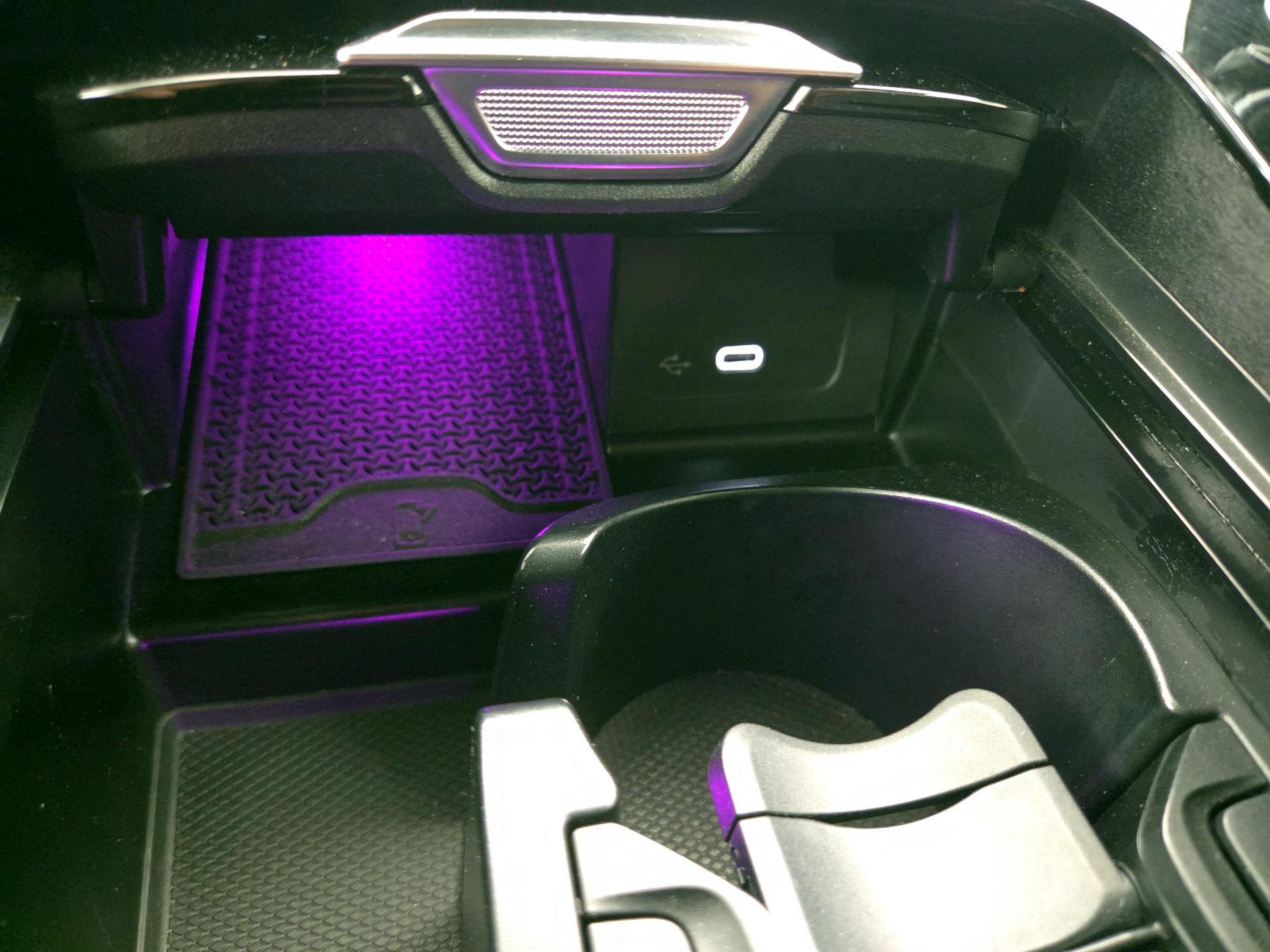 Thumbnail: 2024 Mercedes-Benz C-Class - 18