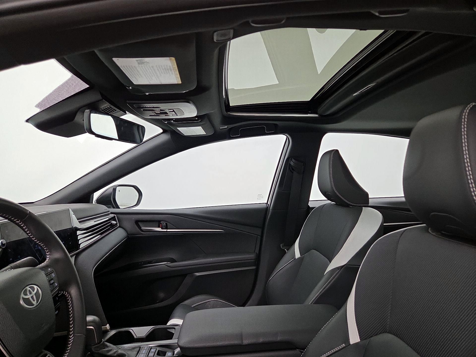Thumbnail: 2025 Toyota Camry - 20