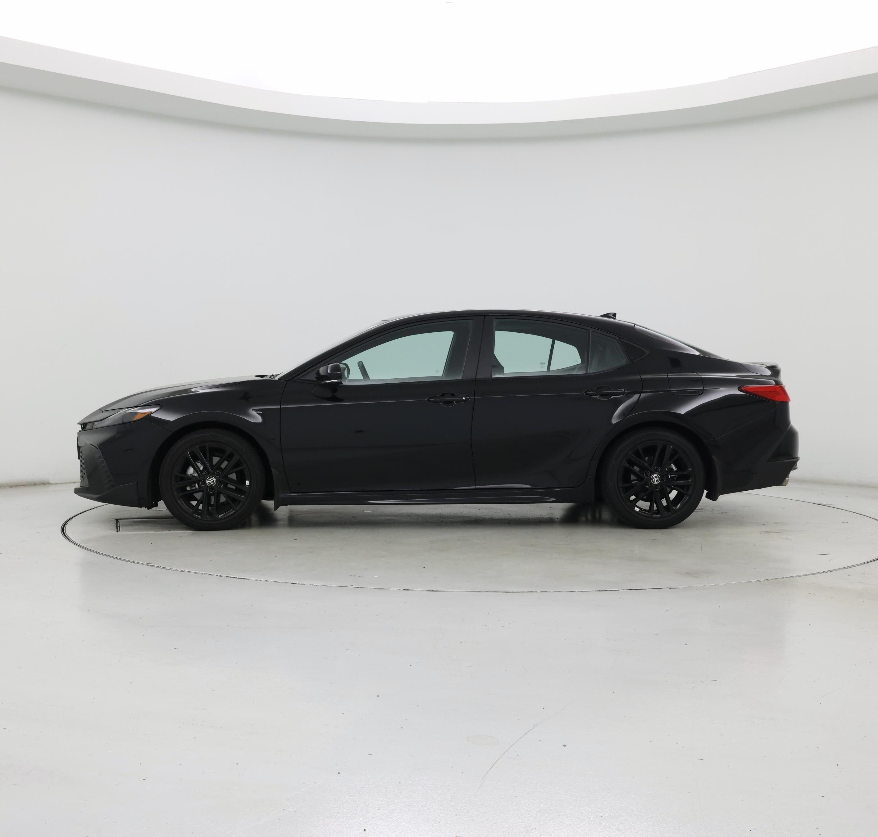 Thumbnail: 2025 Toyota Camry - 3
