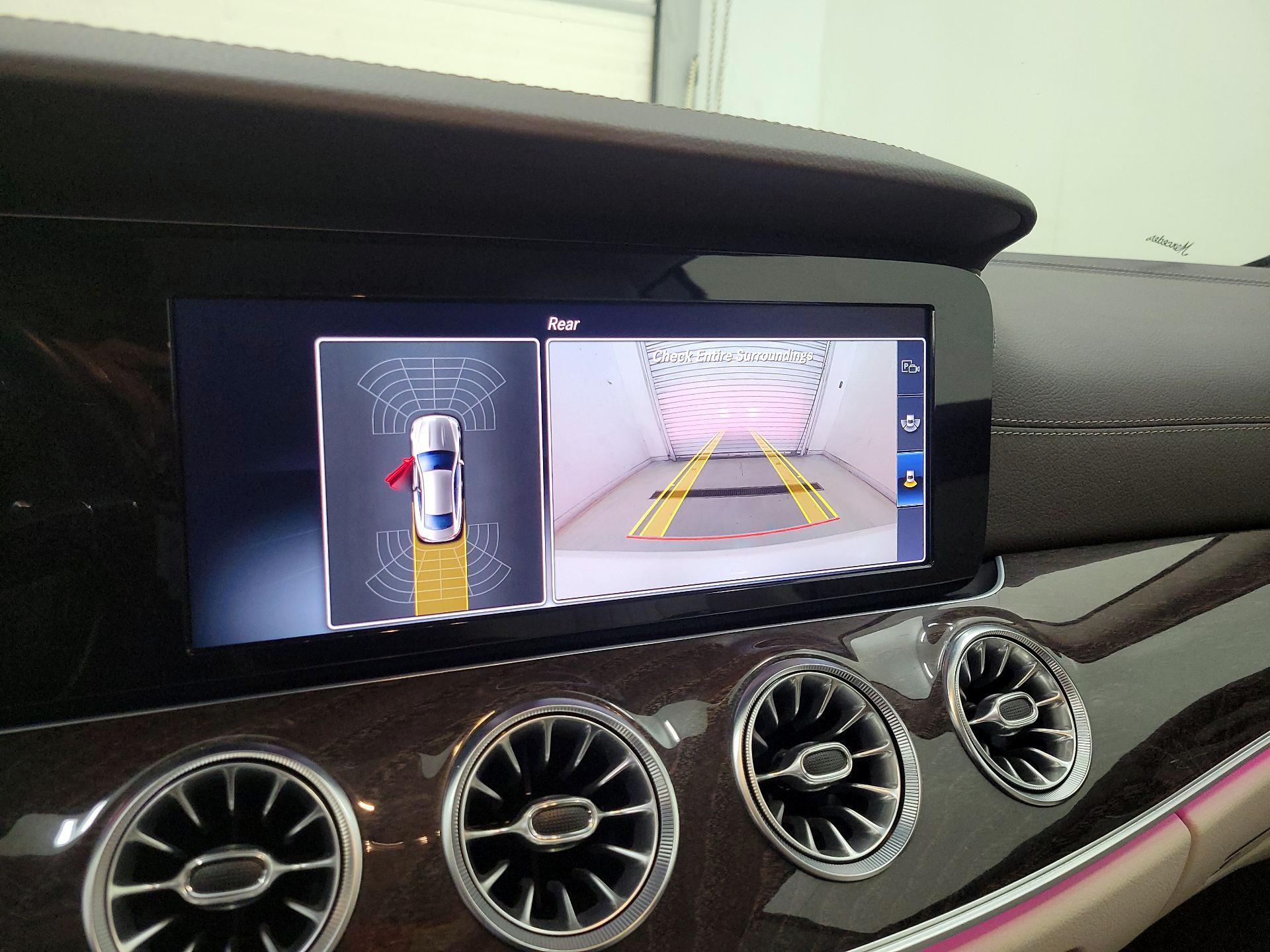 Thumbnail: 2018 Mercedes-Benz E-Class - 15