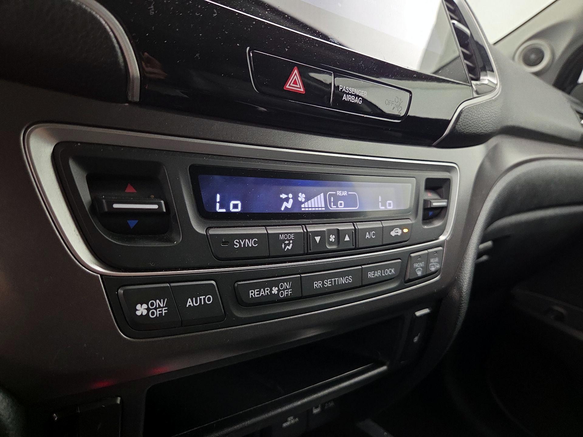 Thumbnail: 2021 Honda Pilot - 16