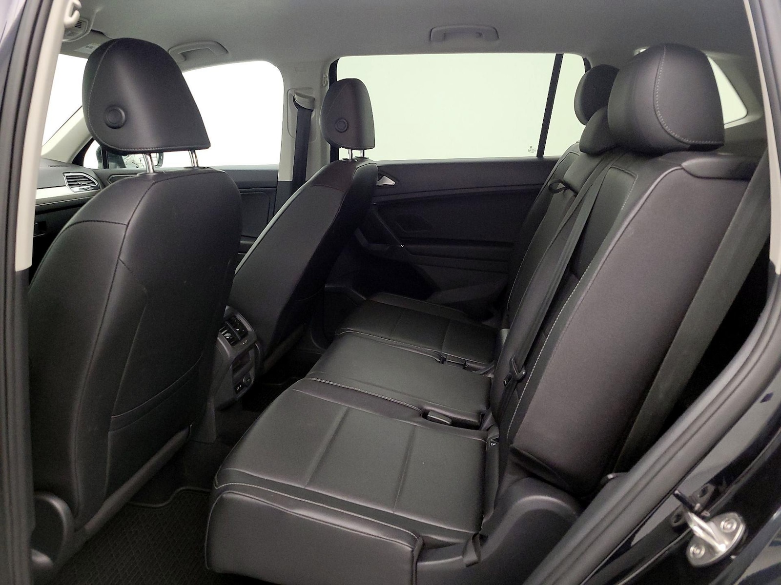 2020 Volkswagen Tiguan SEL - Photo 18