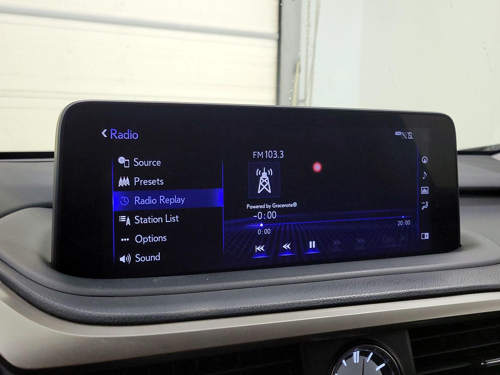 Thumbnail: 2021 Lexus RX - 16