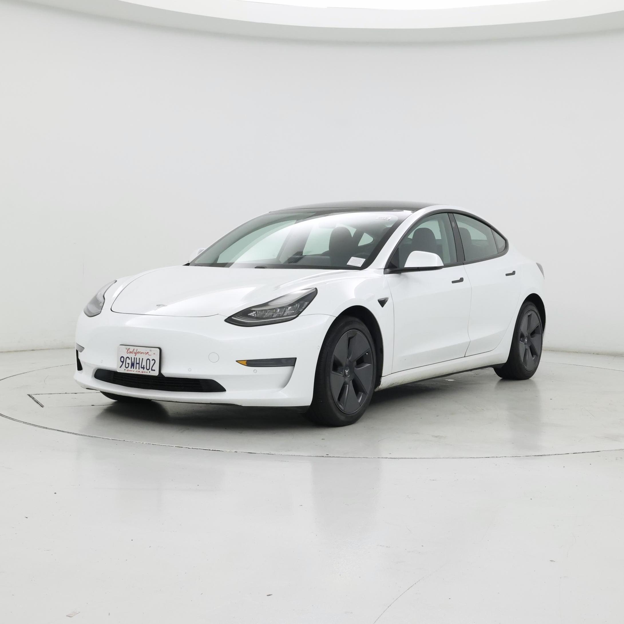 Thumbnail: 2021 Tesla Model 3 - 4