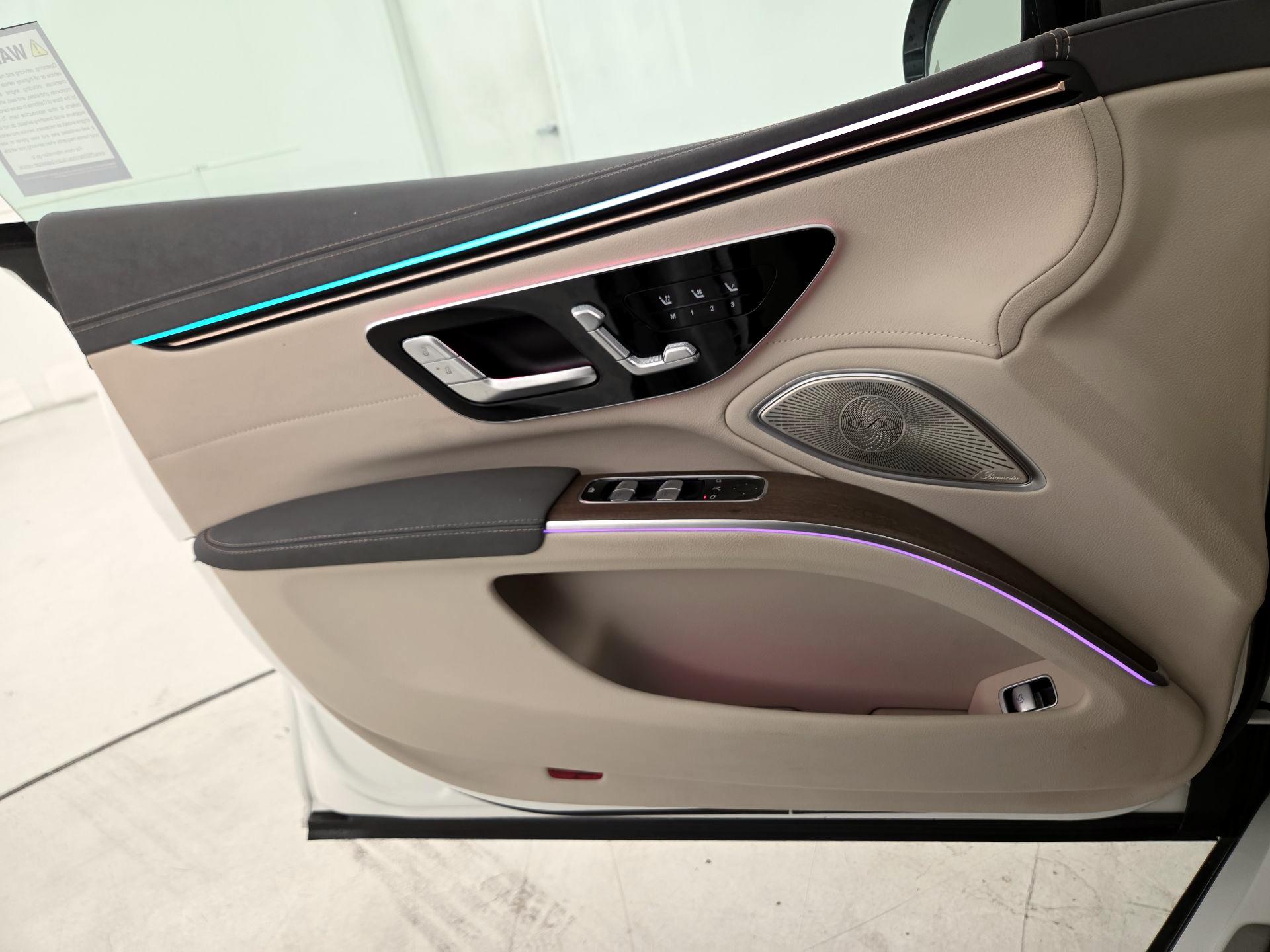Thumbnail: 2023 Mercedes-Benz EQS - 12