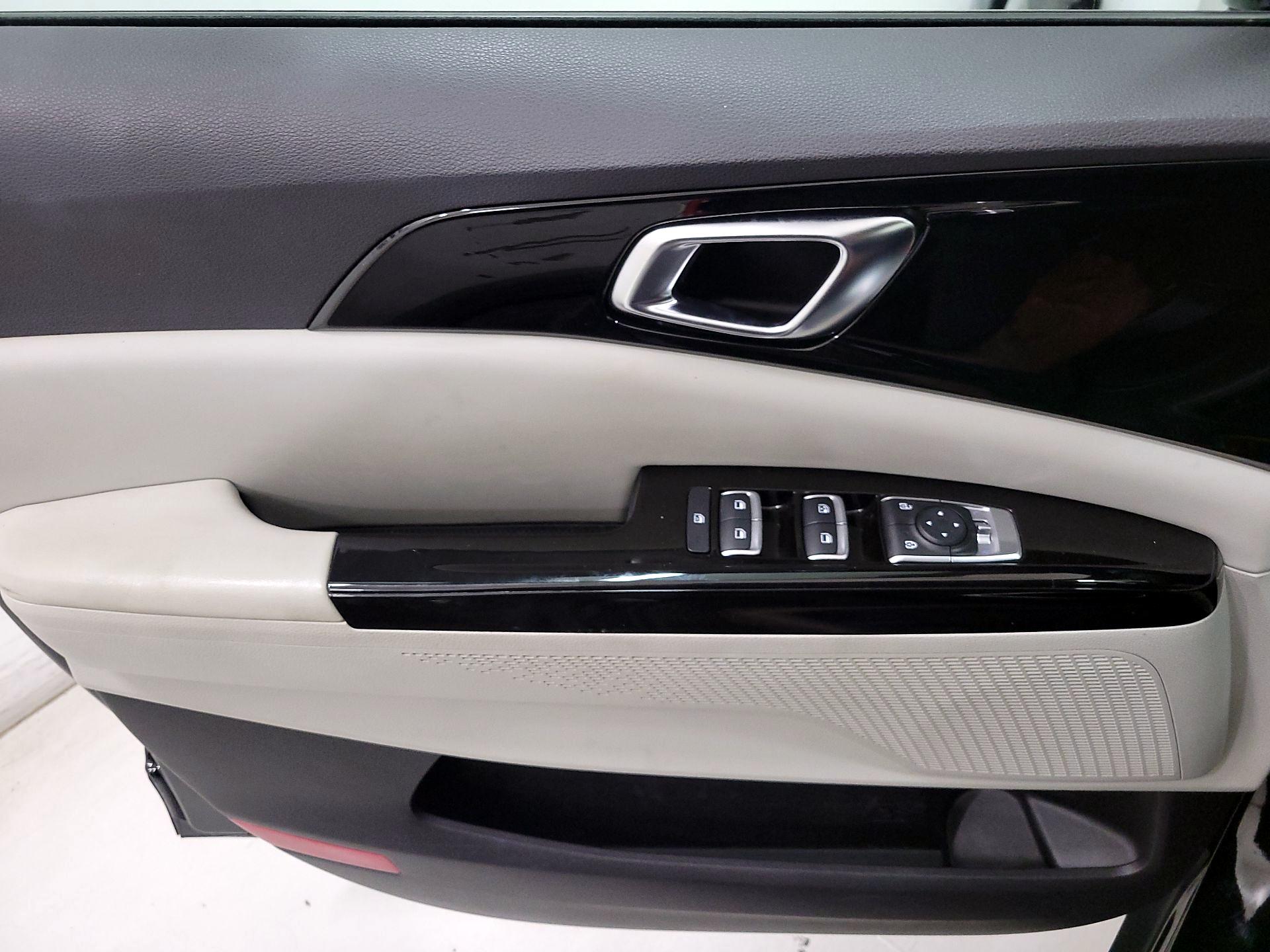 Thumbnail: 2024 Kia Carnival - 12