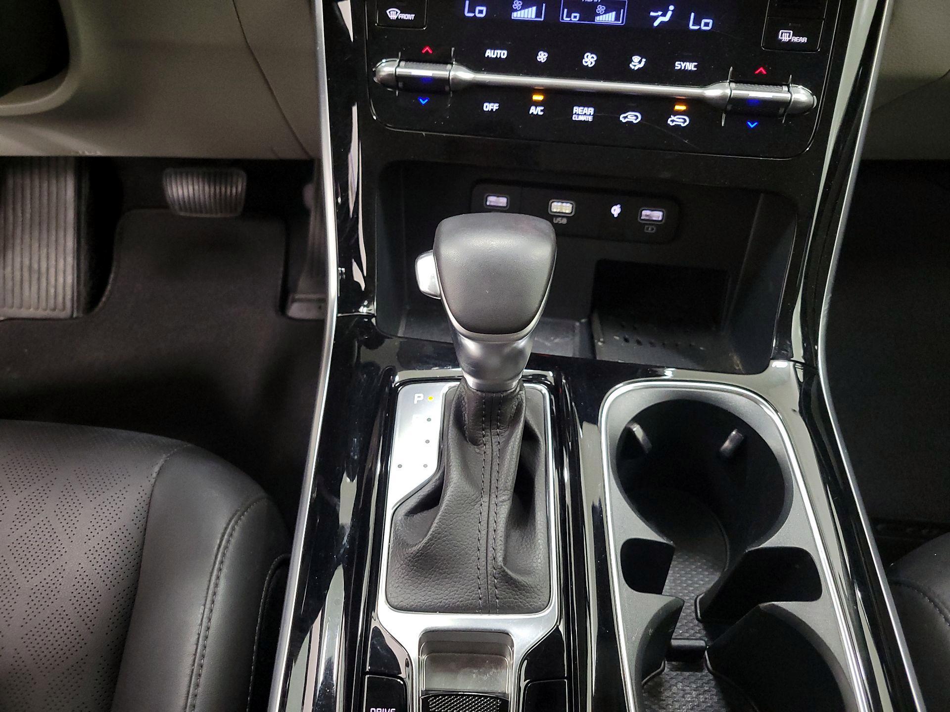 Thumbnail: 2024 Kia Carnival - 18