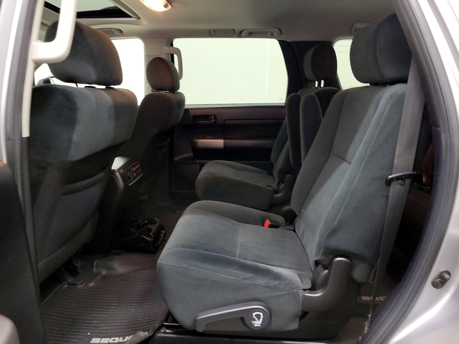 Thumbnail: 2017 Toyota Sequoia - 20