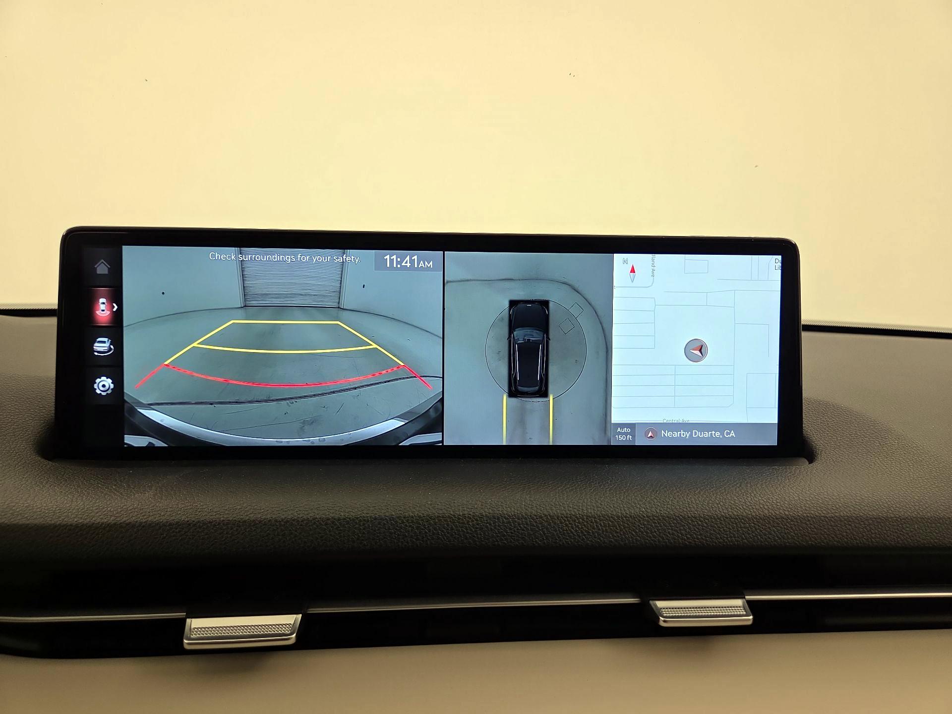 Thumbnail: 2024 Genesis GV70 - 15