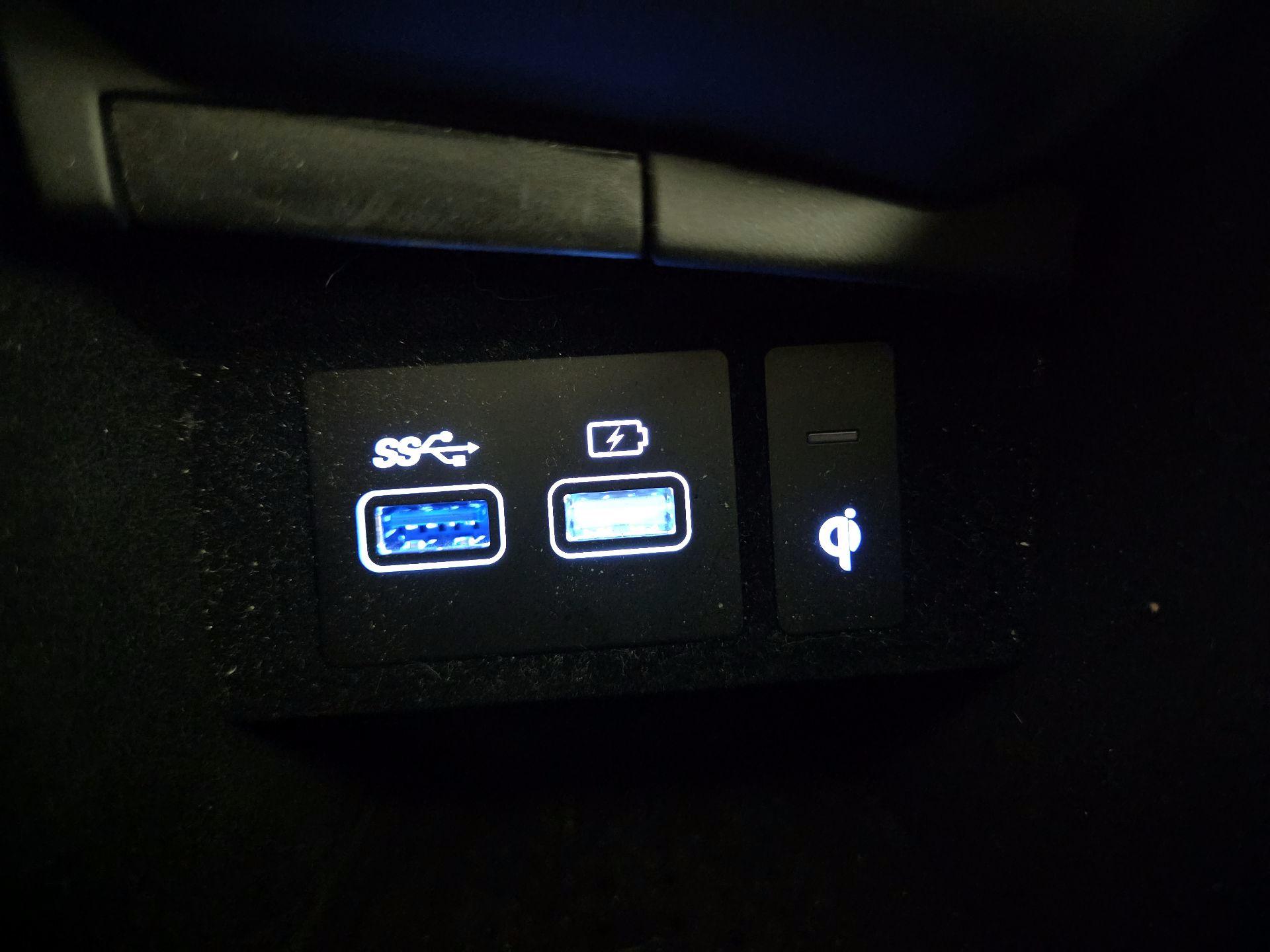 Thumbnail: 2024 Genesis GV70 - 19