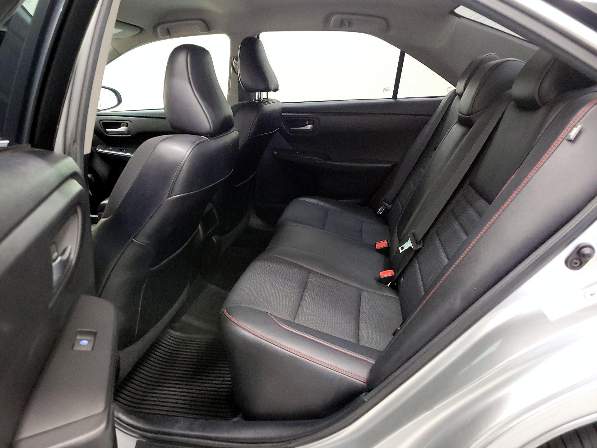 Thumbnail: 2017 Toyota Camry - 18