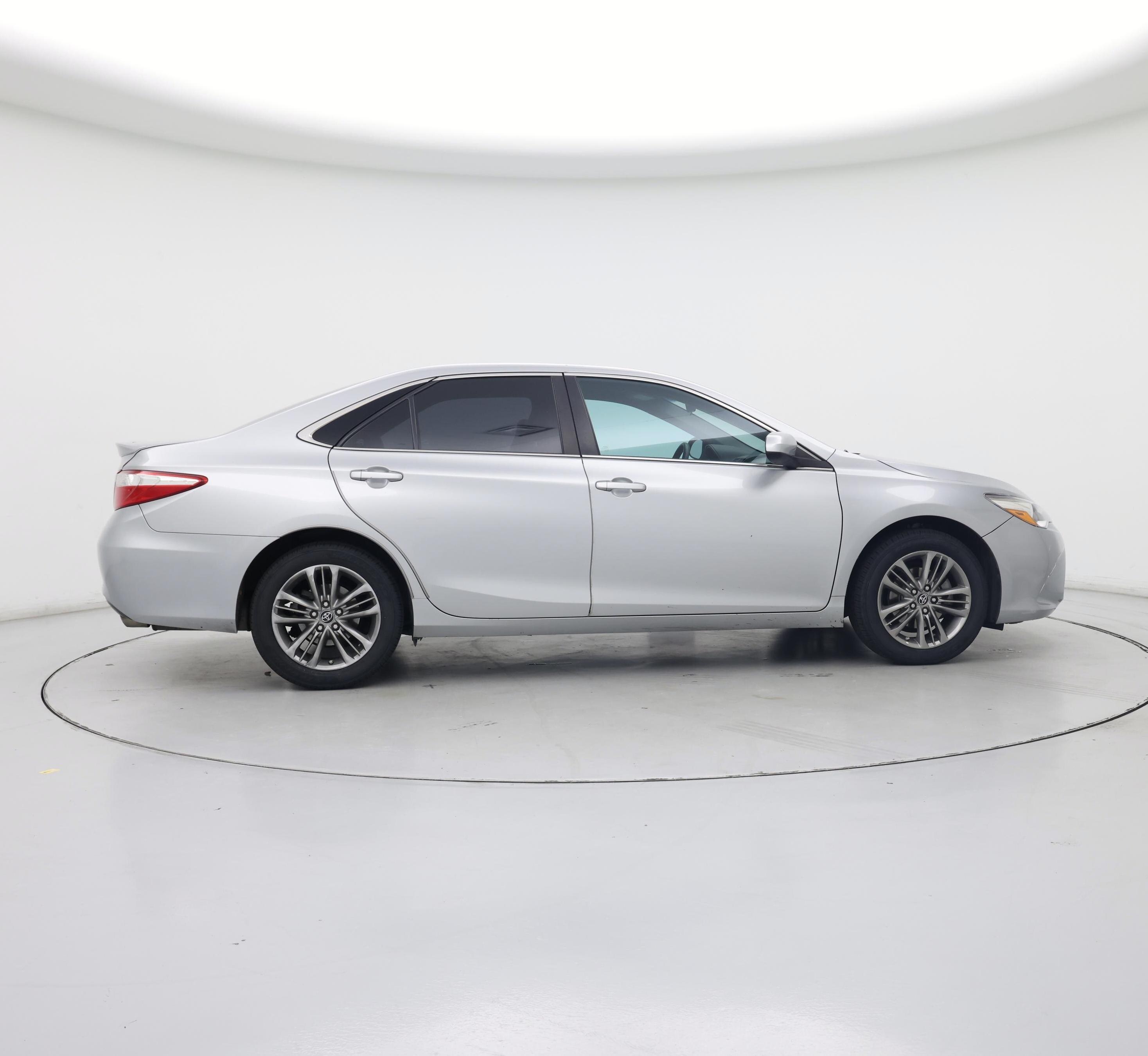 Thumbnail: 2017 Toyota Camry - 7