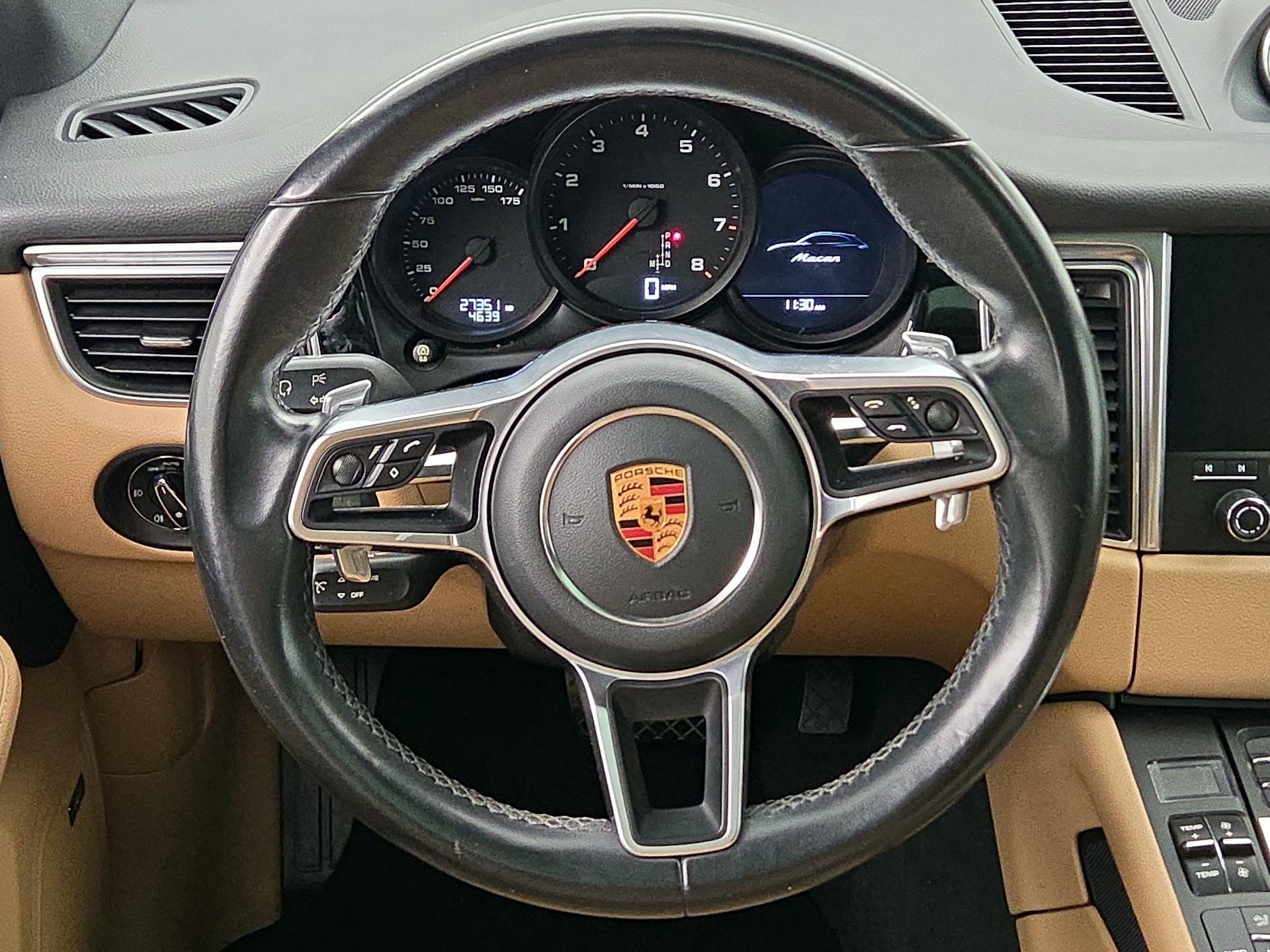 Thumbnail: 2018 Porsche Macan - 10