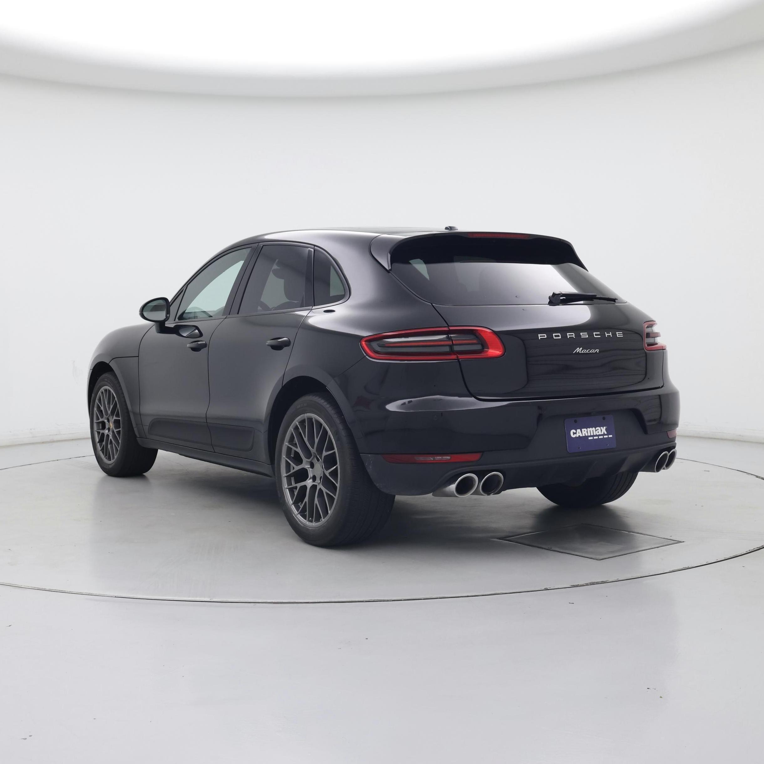 Thumbnail: 2018 Porsche Macan - 2
