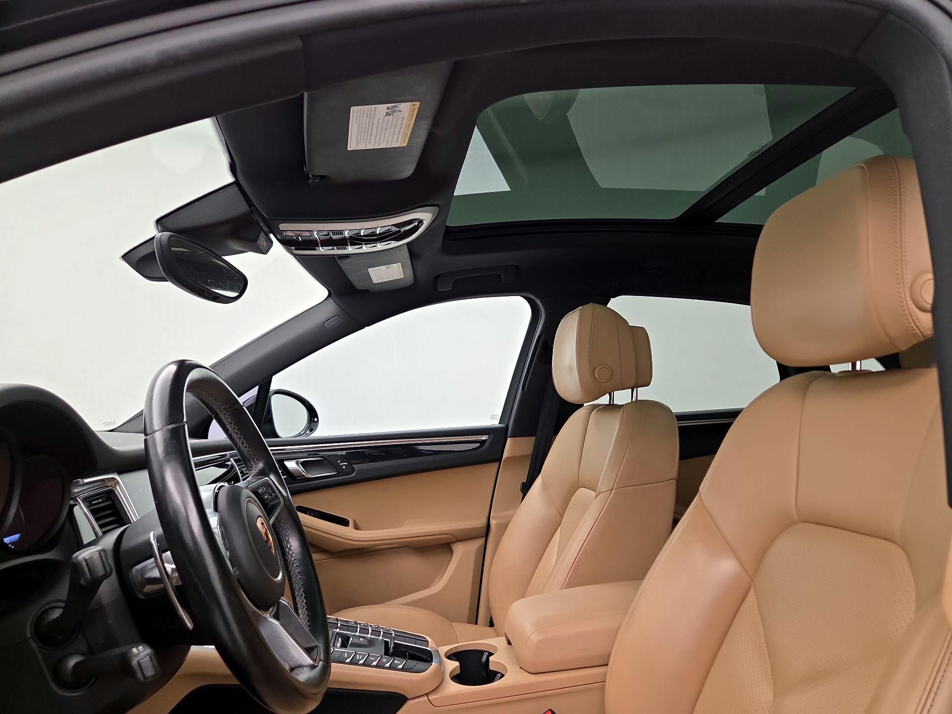 Thumbnail: 2018 Porsche Macan - 19