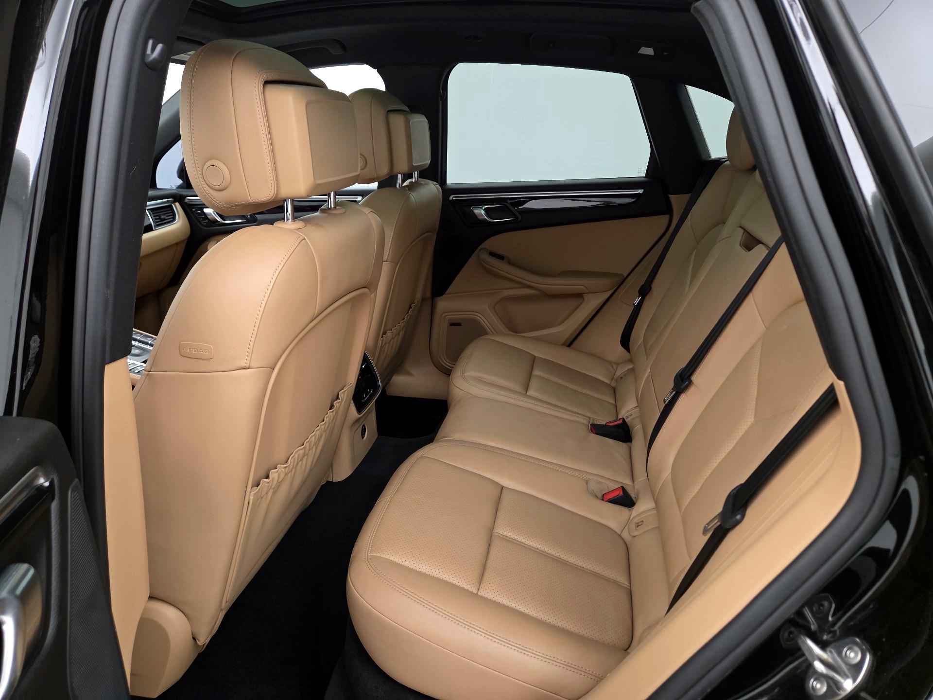 Thumbnail: 2018 Porsche Macan - 20