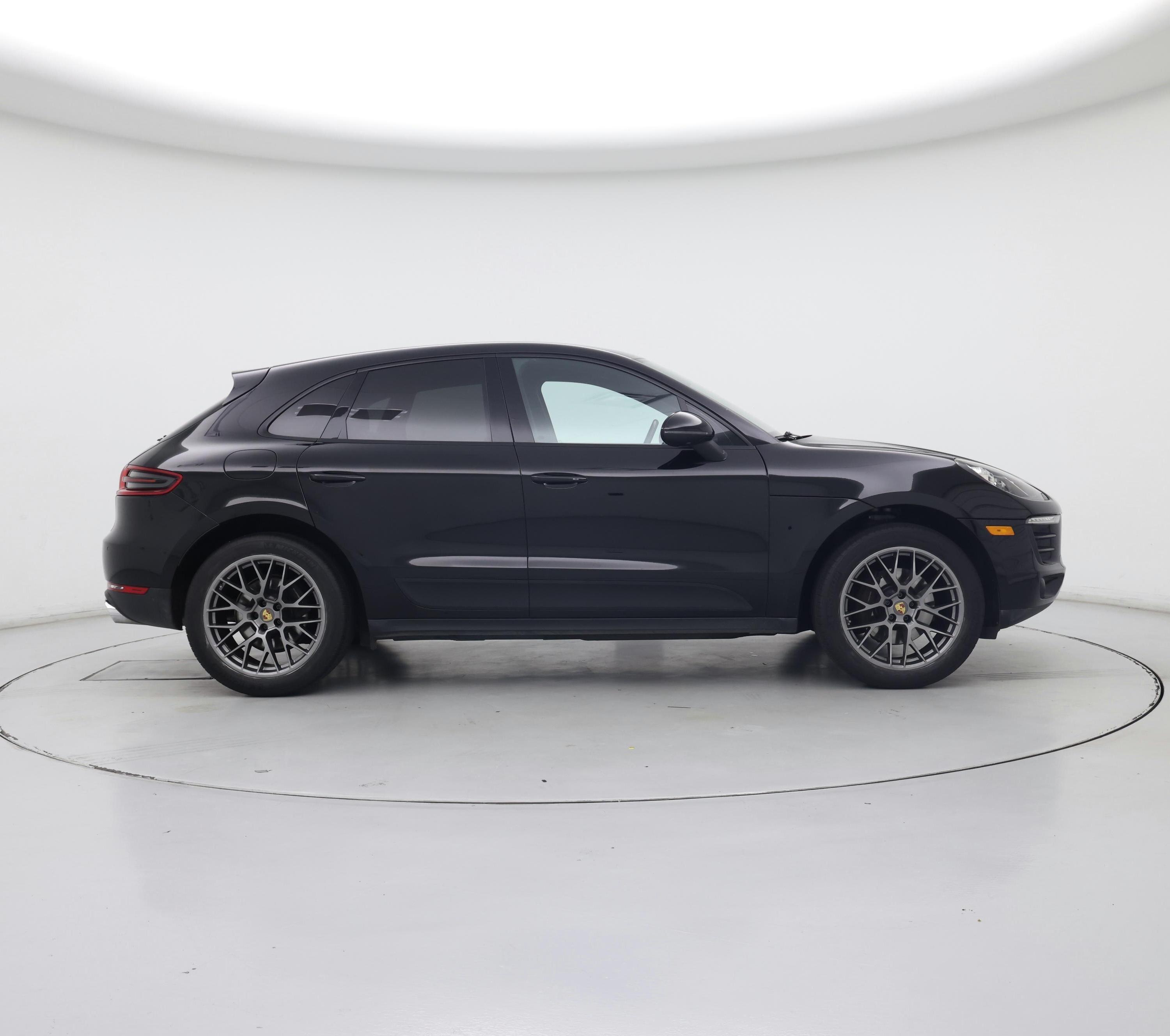 Thumbnail: 2018 Porsche Macan - 7