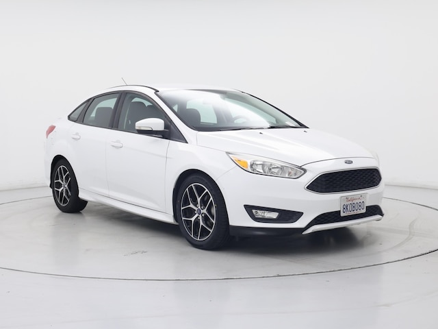White 2015 Ford Focus SE Sedan Front-Wheel Drive Automatic