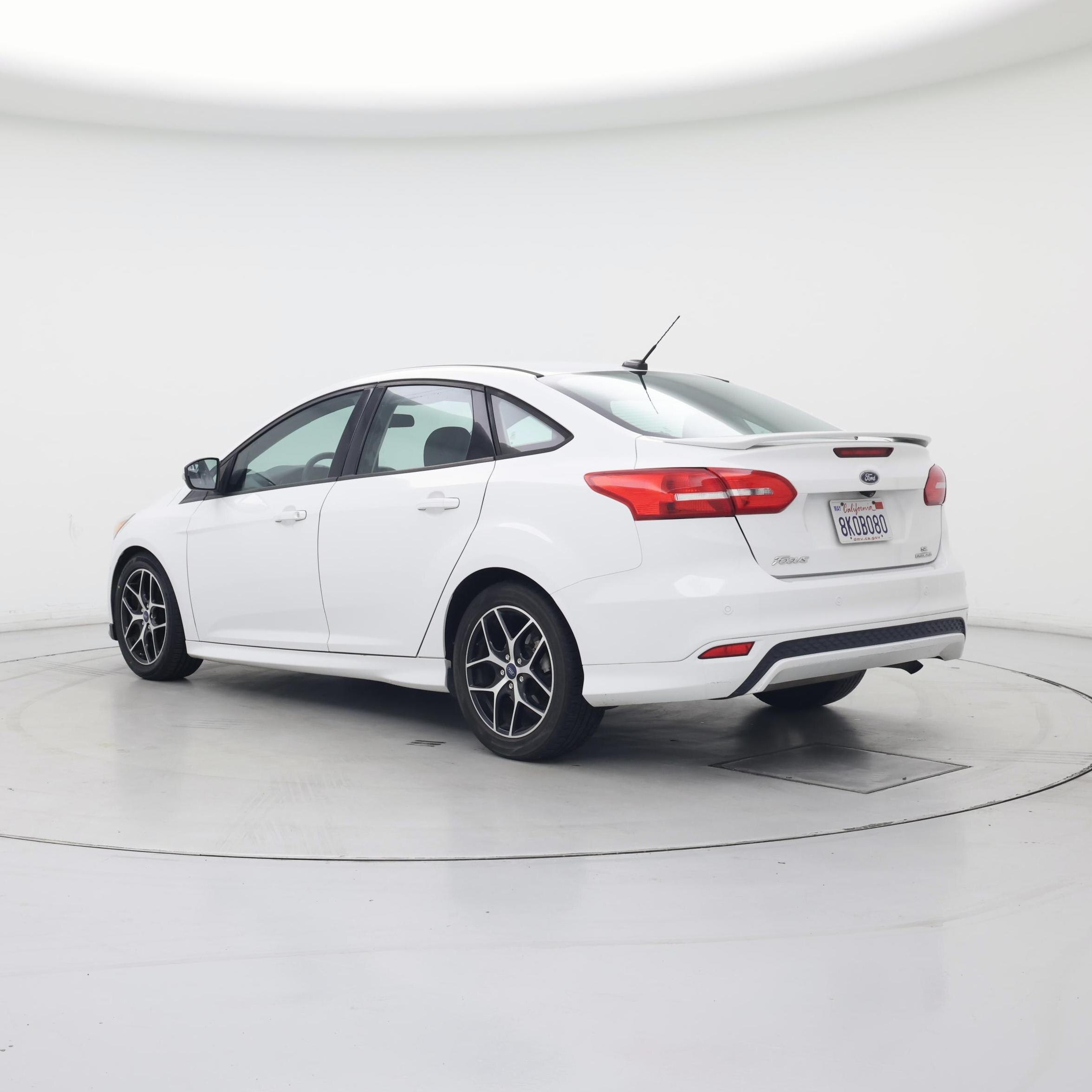 Thumbnail: 2015 Ford Focus - 2