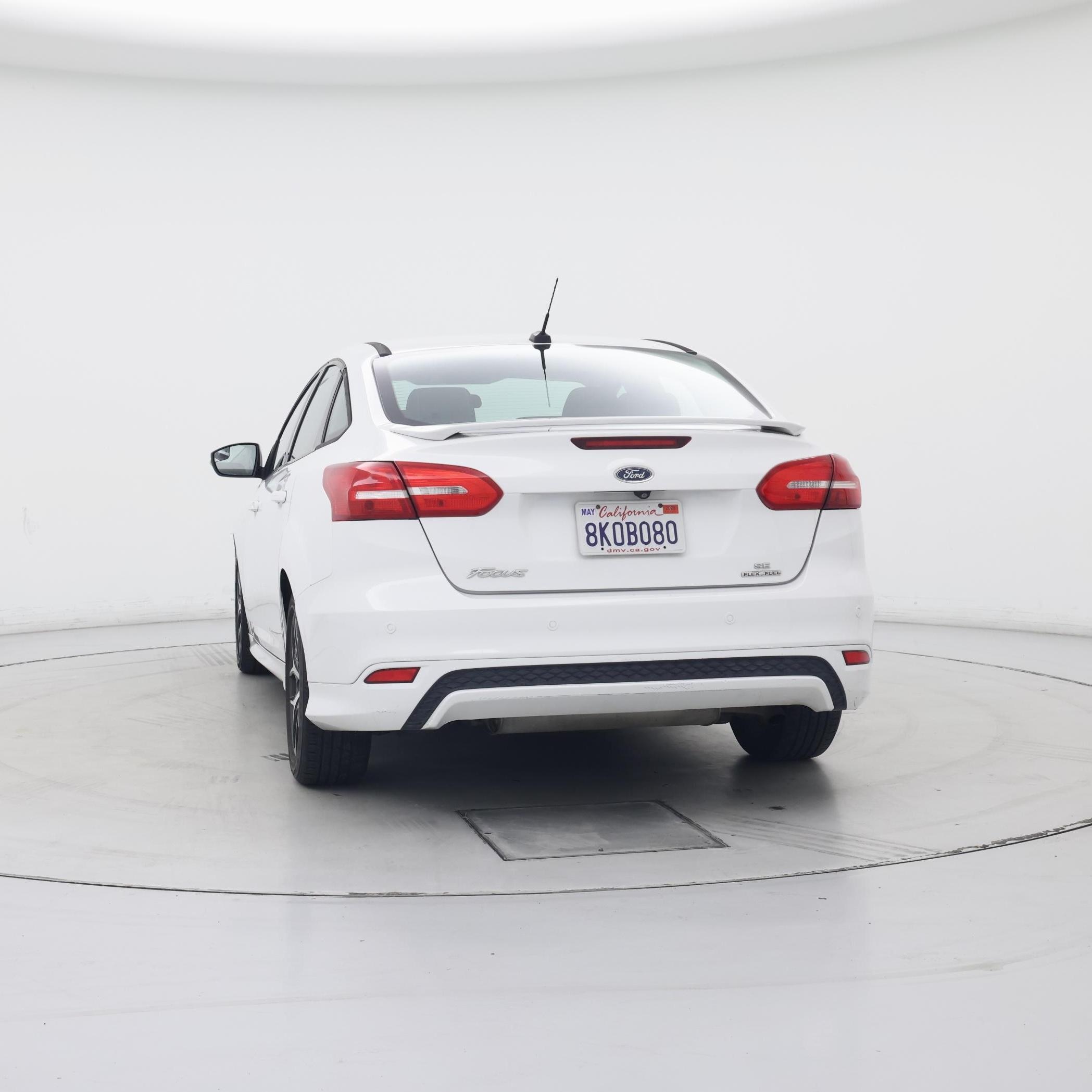 Thumbnail: 2015 Ford Focus - 6