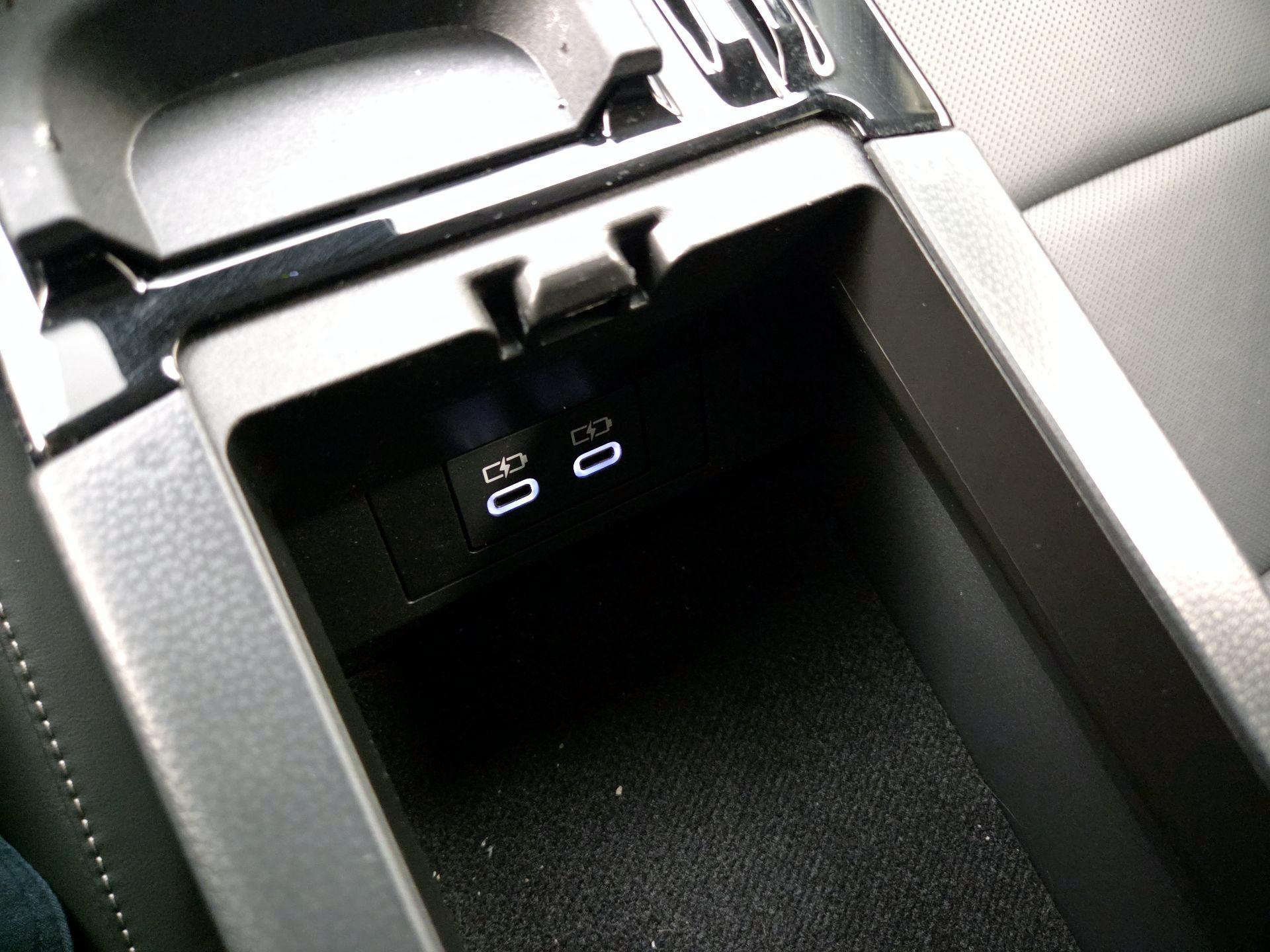 Thumbnail: 2025 Toyota Prius - 18