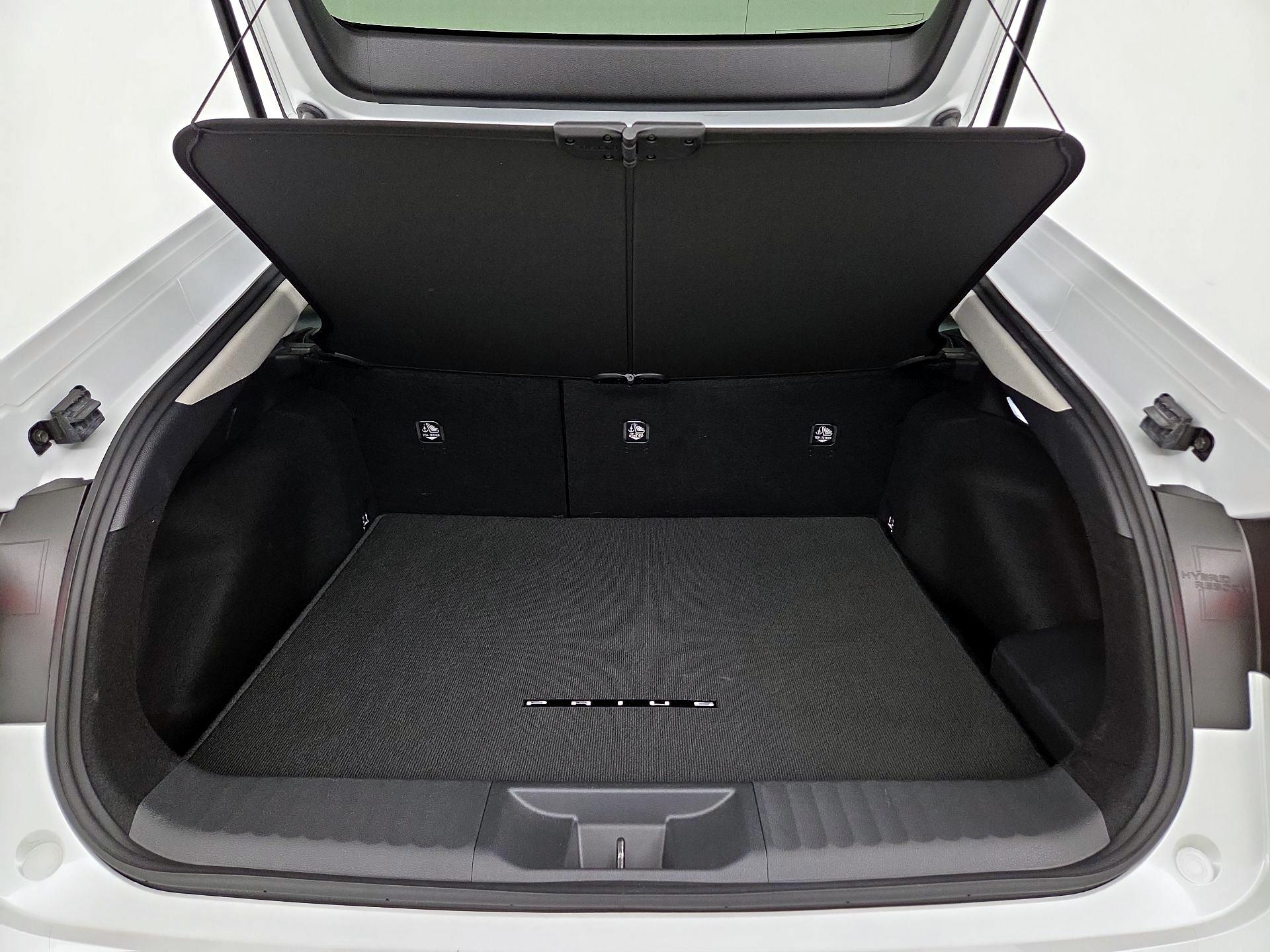 Thumbnail: 2025 Toyota Prius - 20