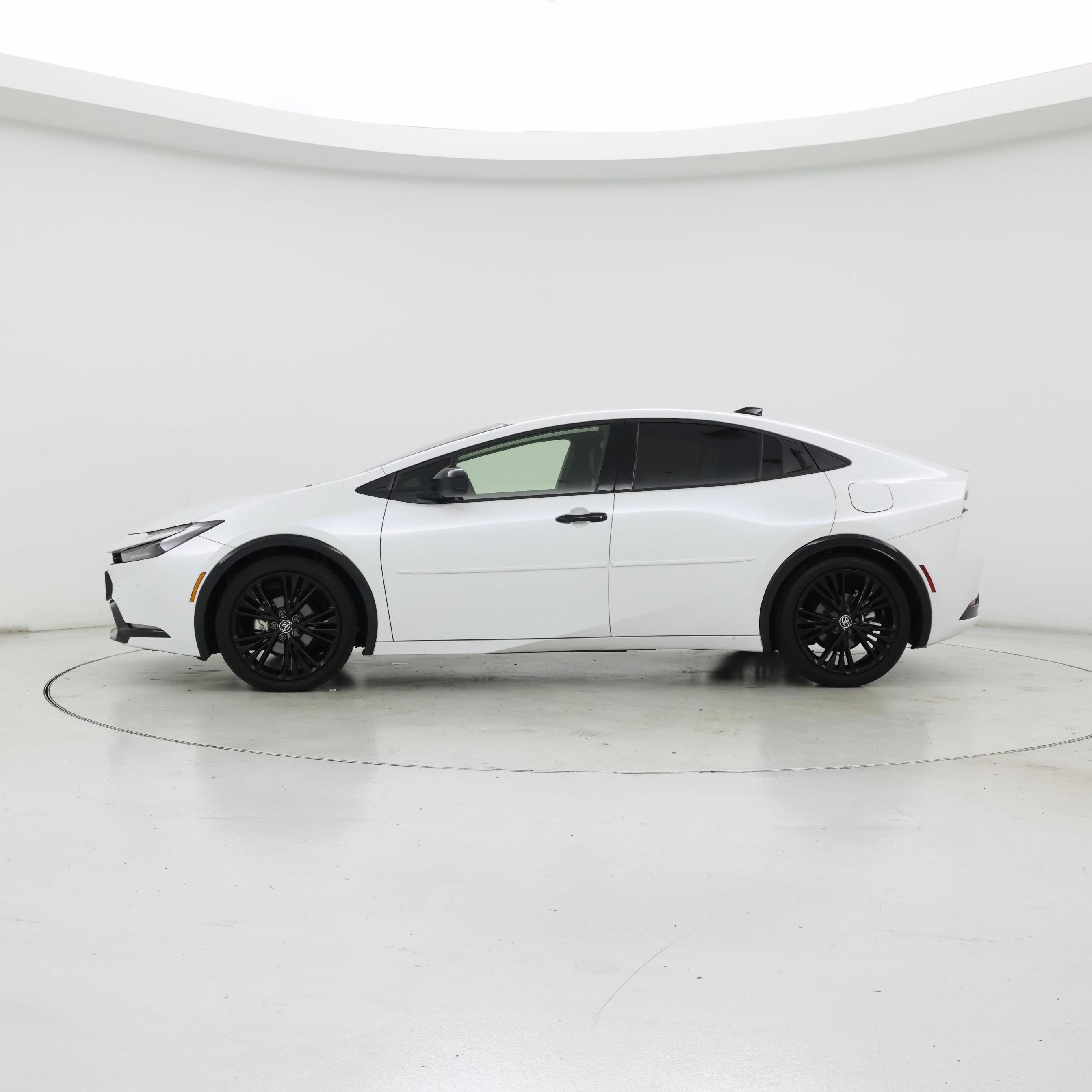 Thumbnail: 2025 Toyota Prius - 3