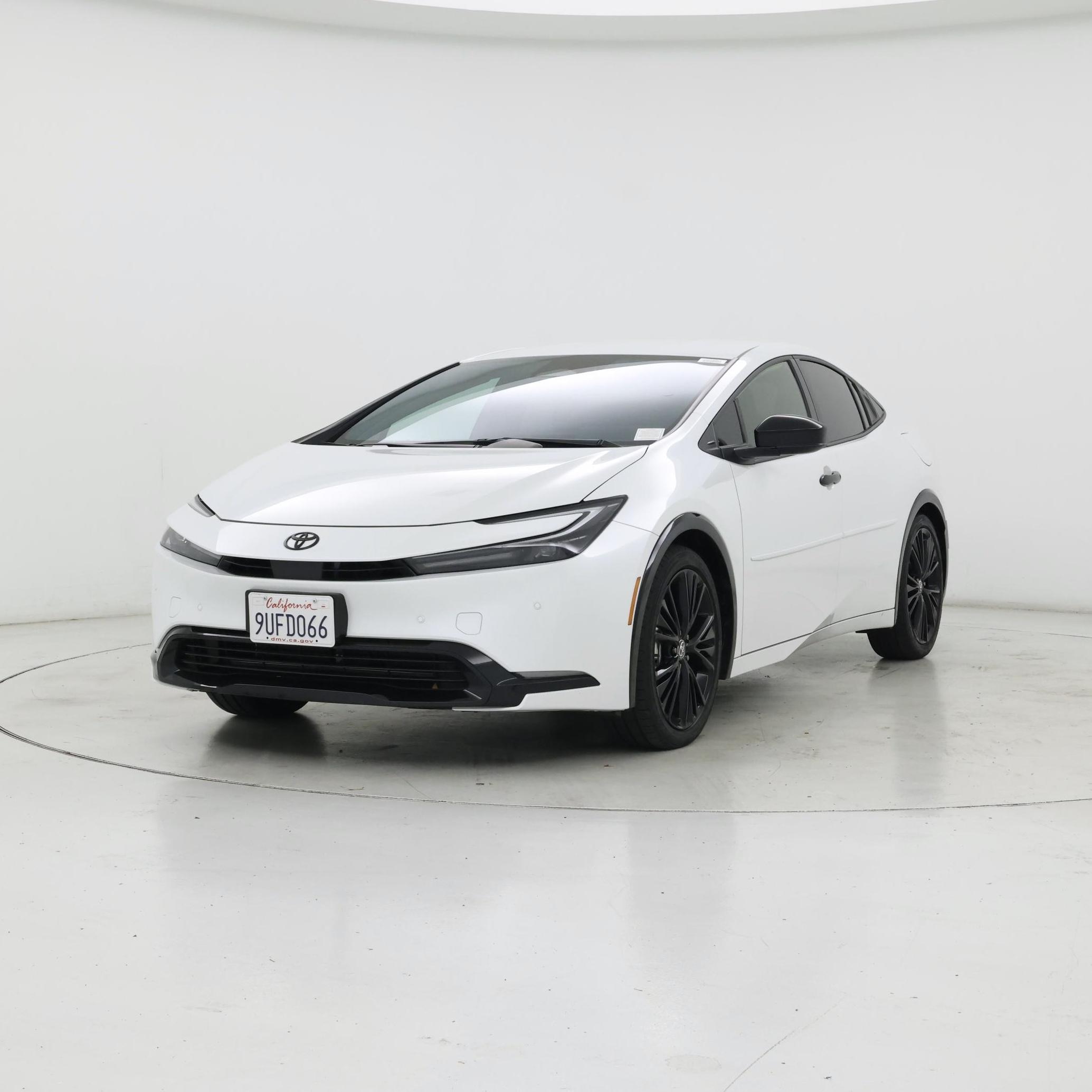 Thumbnail: 2025 Toyota Prius - 4