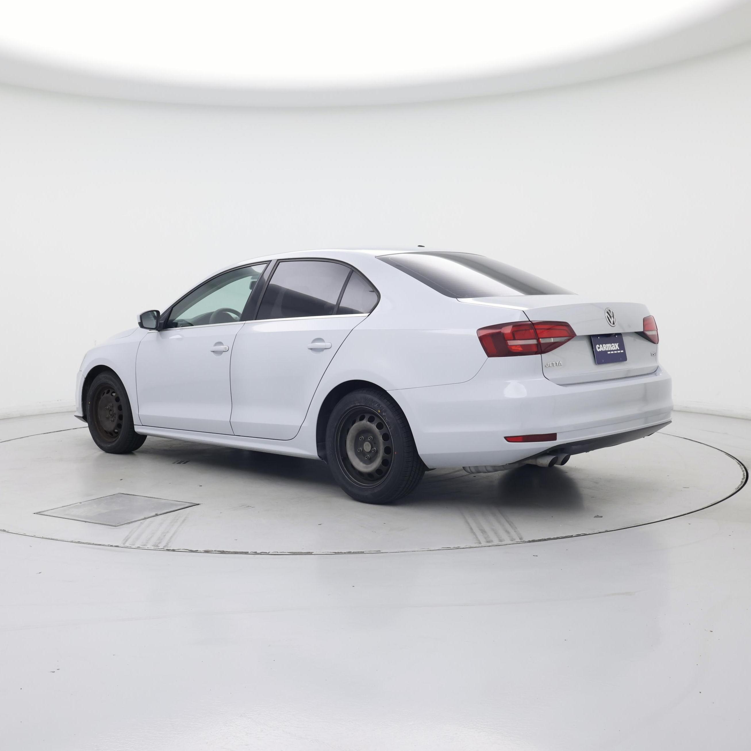 Thumbnail: 2017 Volkswagen Jetta - 2