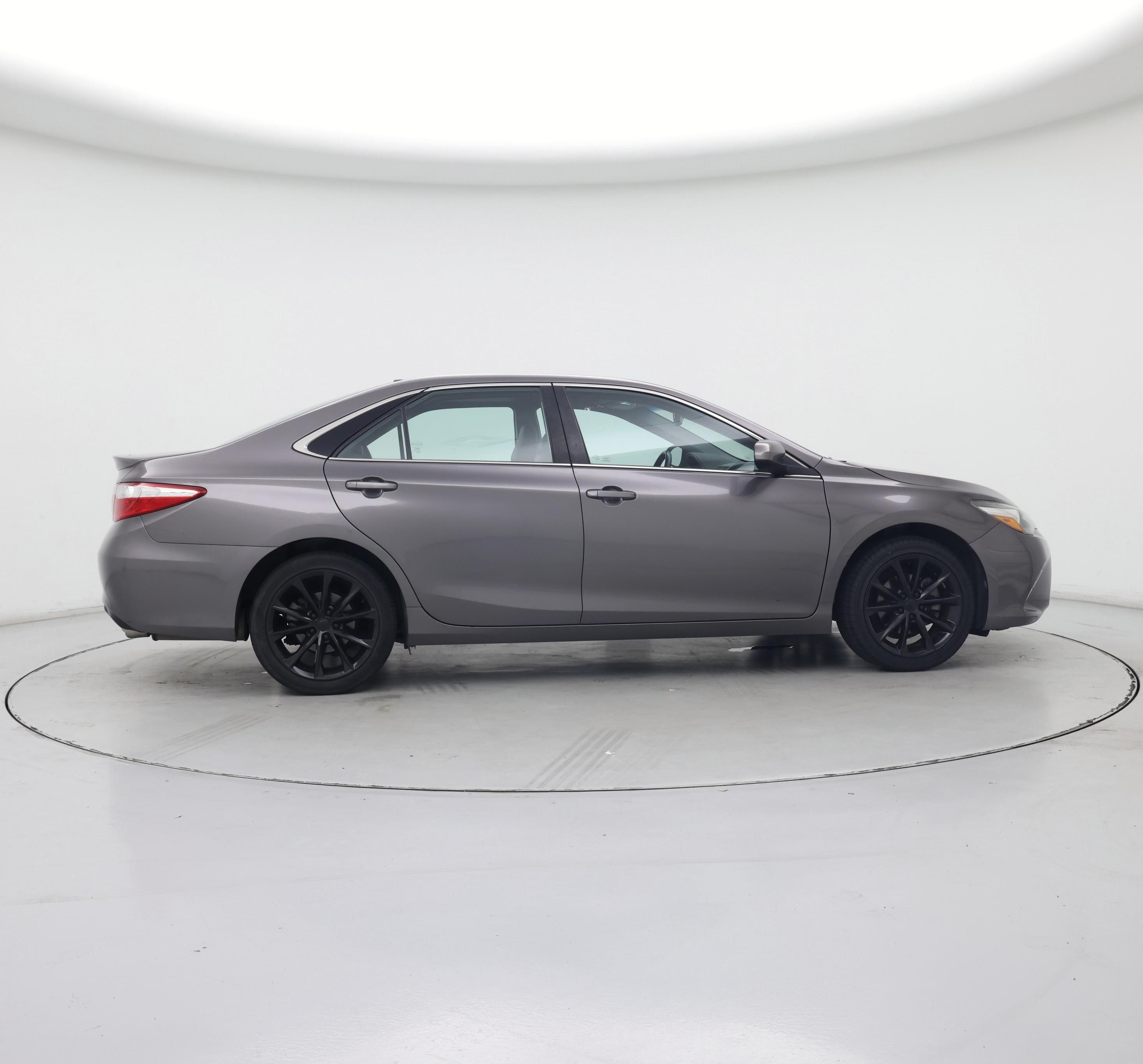 Thumbnail: 2016 Toyota Camry - 7