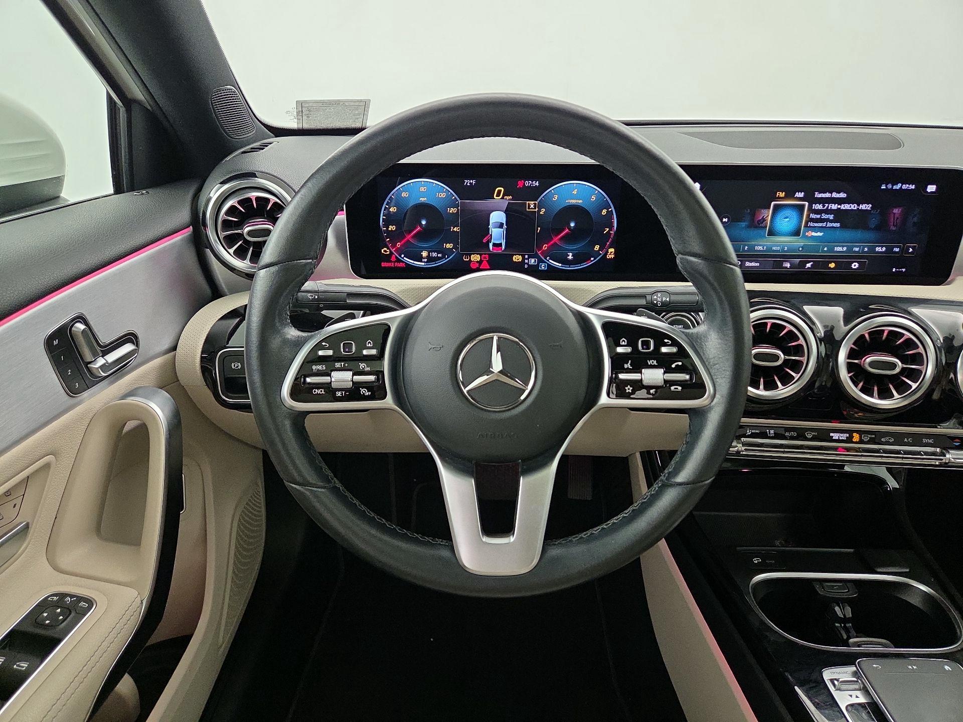 Thumbnail: 2020 Mercedes-Benz A-Class - 10