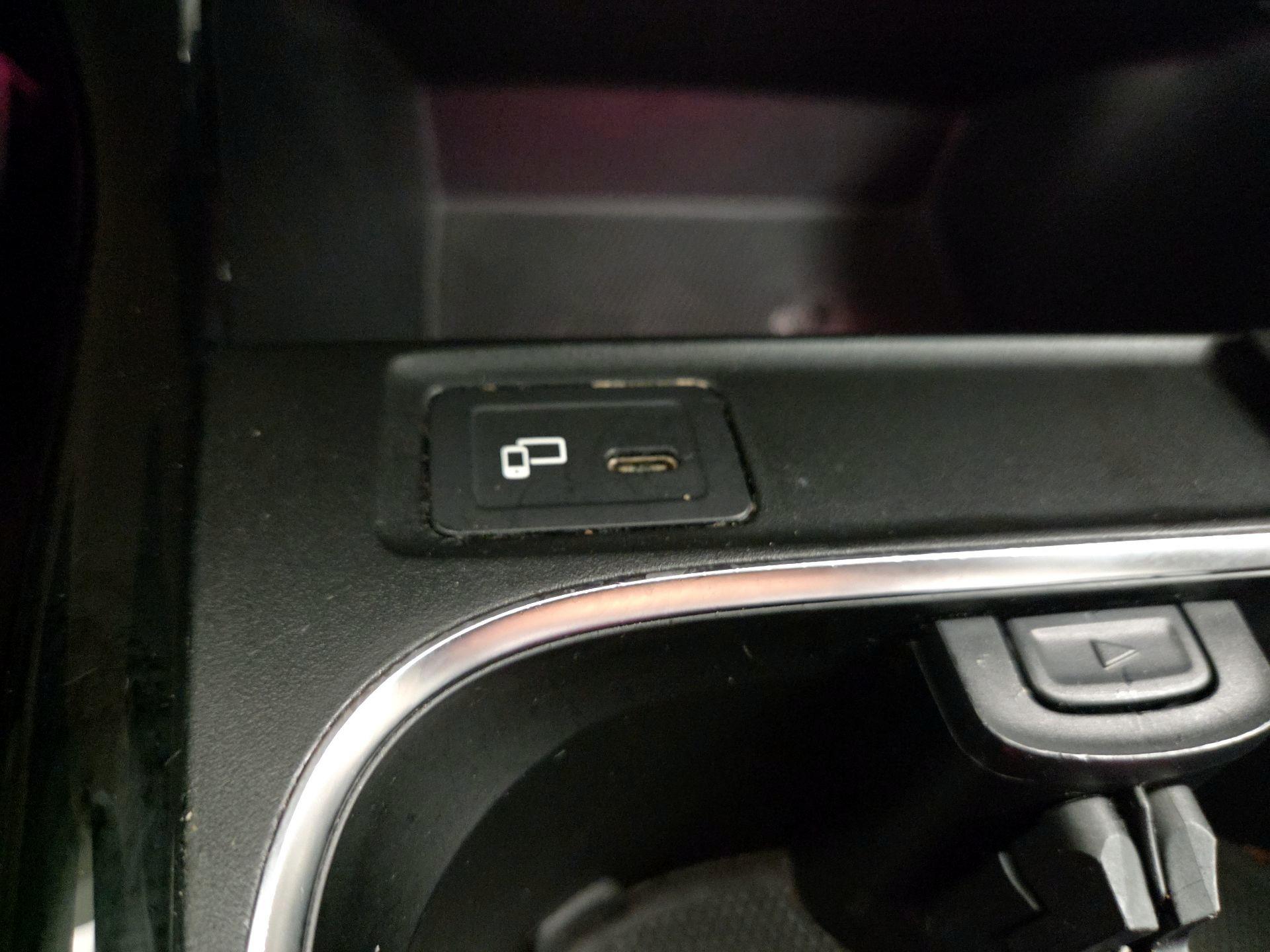 Thumbnail: 2020 Mercedes-Benz A-Class - 18